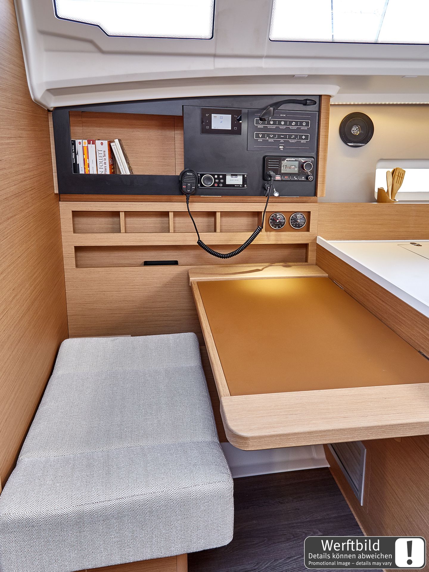Photo #9 - Sun Odyssey 410 - 3 cab. (Titzi) en Palma - 42675