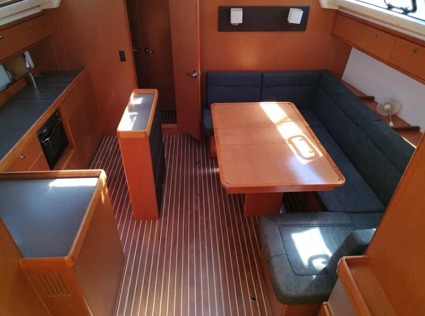 Photo #11 - Bavaria Cruiser 46 - 4 cab. (Mojito) in Corfu - 42677