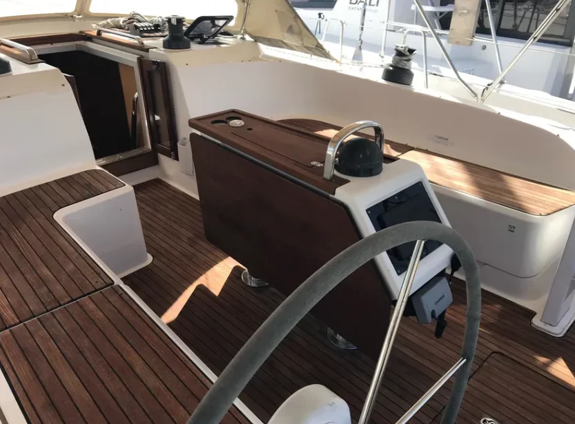 Bavaria 51 Cruiser (Gin Tonic)  - 3