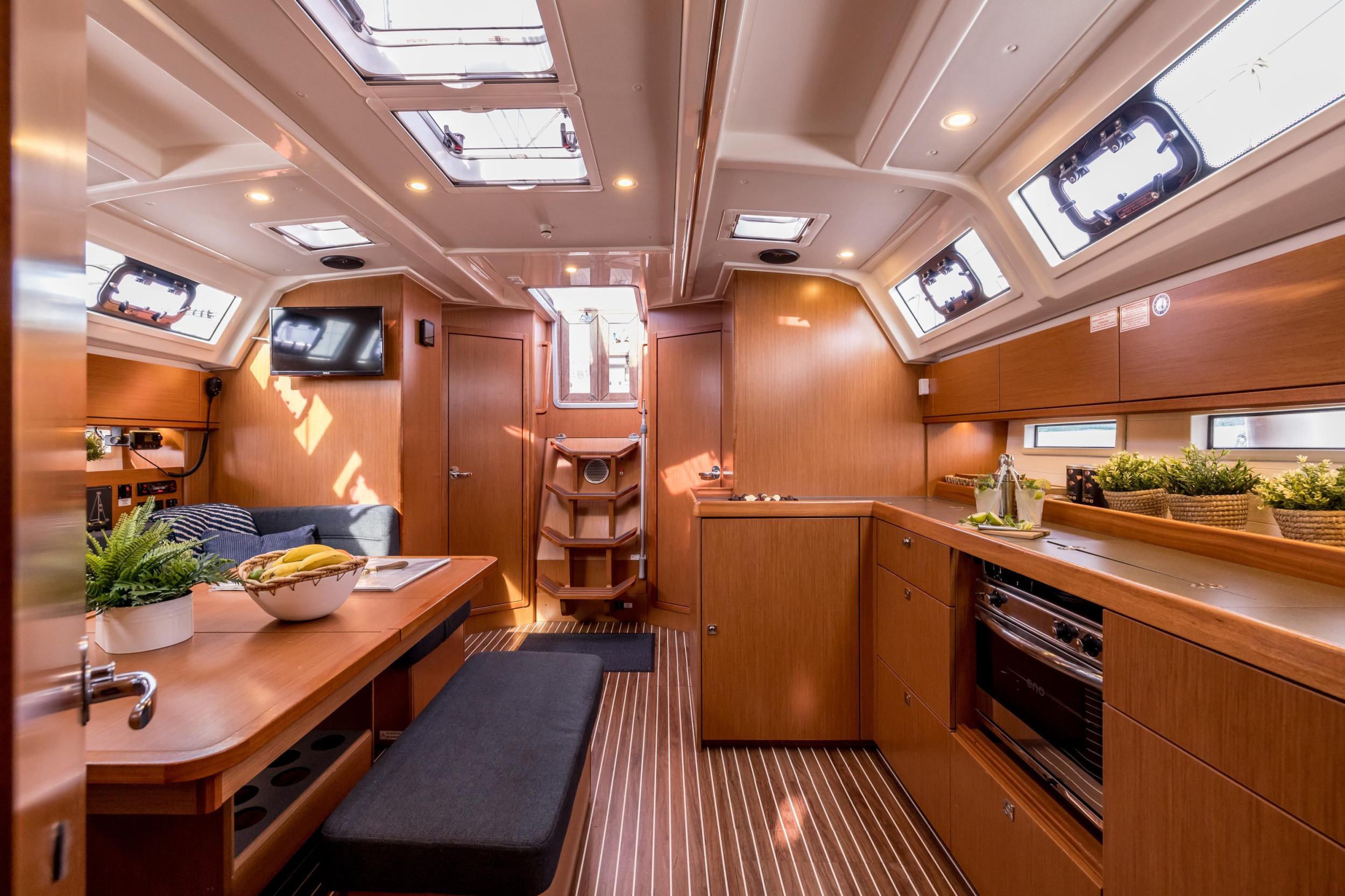Photo #1 - Bavaria Cruiser 46 - 4 cab. (Sea Sparkle) in Split - 42684