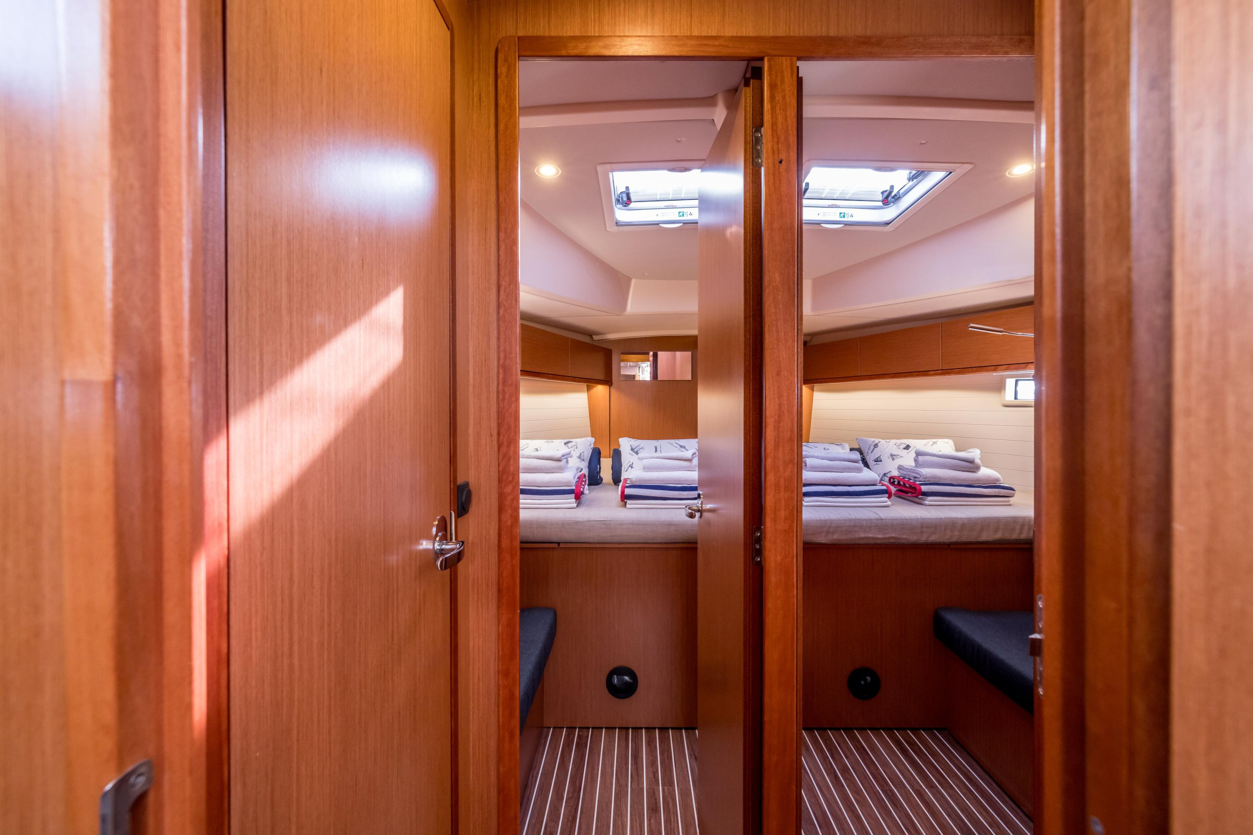 Photo #13 - Bavaria Cruiser 46 - 4 cab. (Sea Sparkle) in Split - 42684