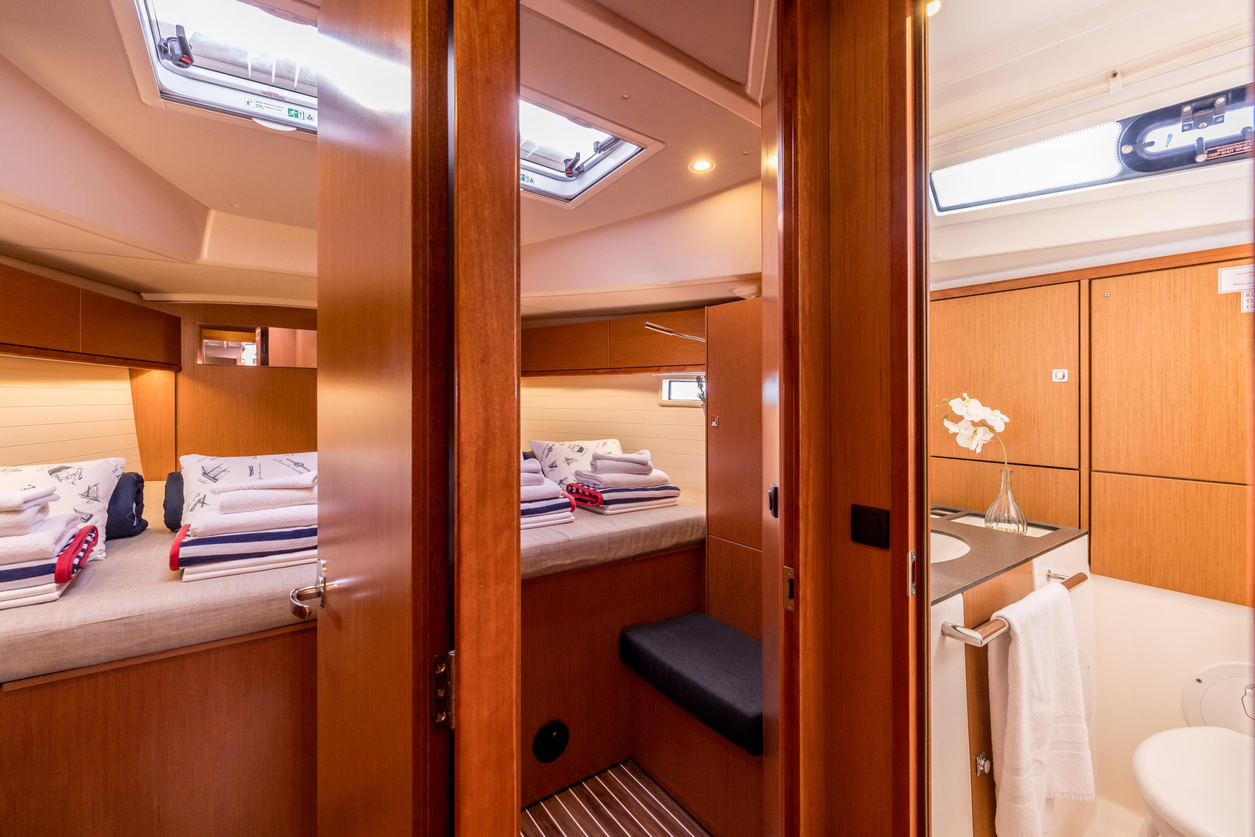 Photo #14 - Bavaria Cruiser 46 - 4 cab. (Sea Sparkle) in Split - 42684