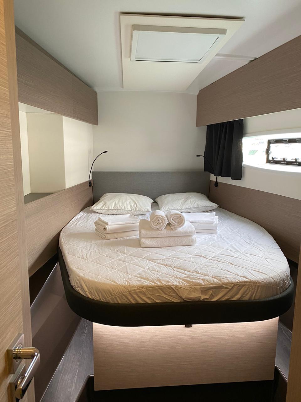 Photo #10 - Fountaine Pajot Astrea 42 - 4 + 2 cab. (Ooga Chaka) in Nikiti - 42702