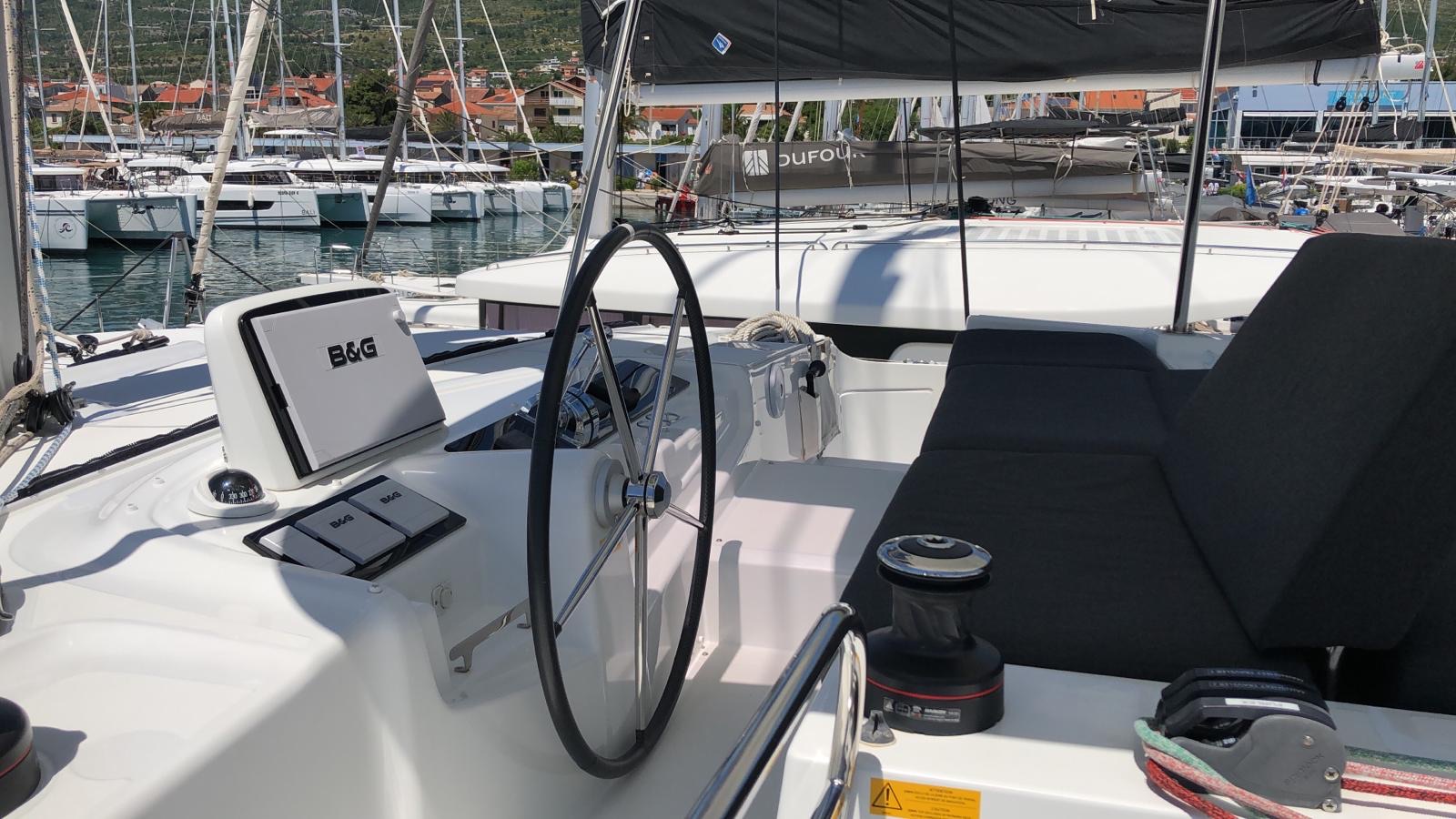 Photo #11 - Lagoon 46 - 4 + 2 cab. (La Condesa) in Kastela - 42721