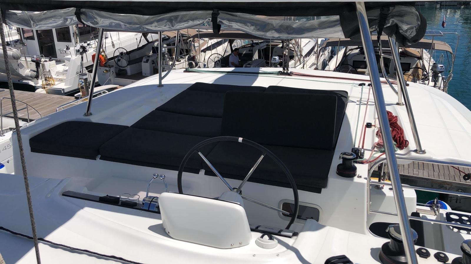 Photo #15 - Lagoon 46 - 4 + 2 cab. (La Condesa) in Kastela - 42721