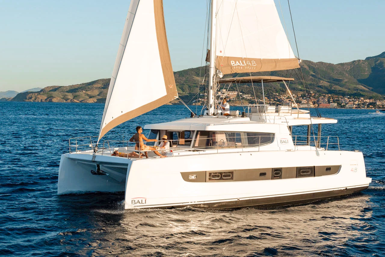Bali 4.8 - 6 + 1 cab. (Luna)  - 2