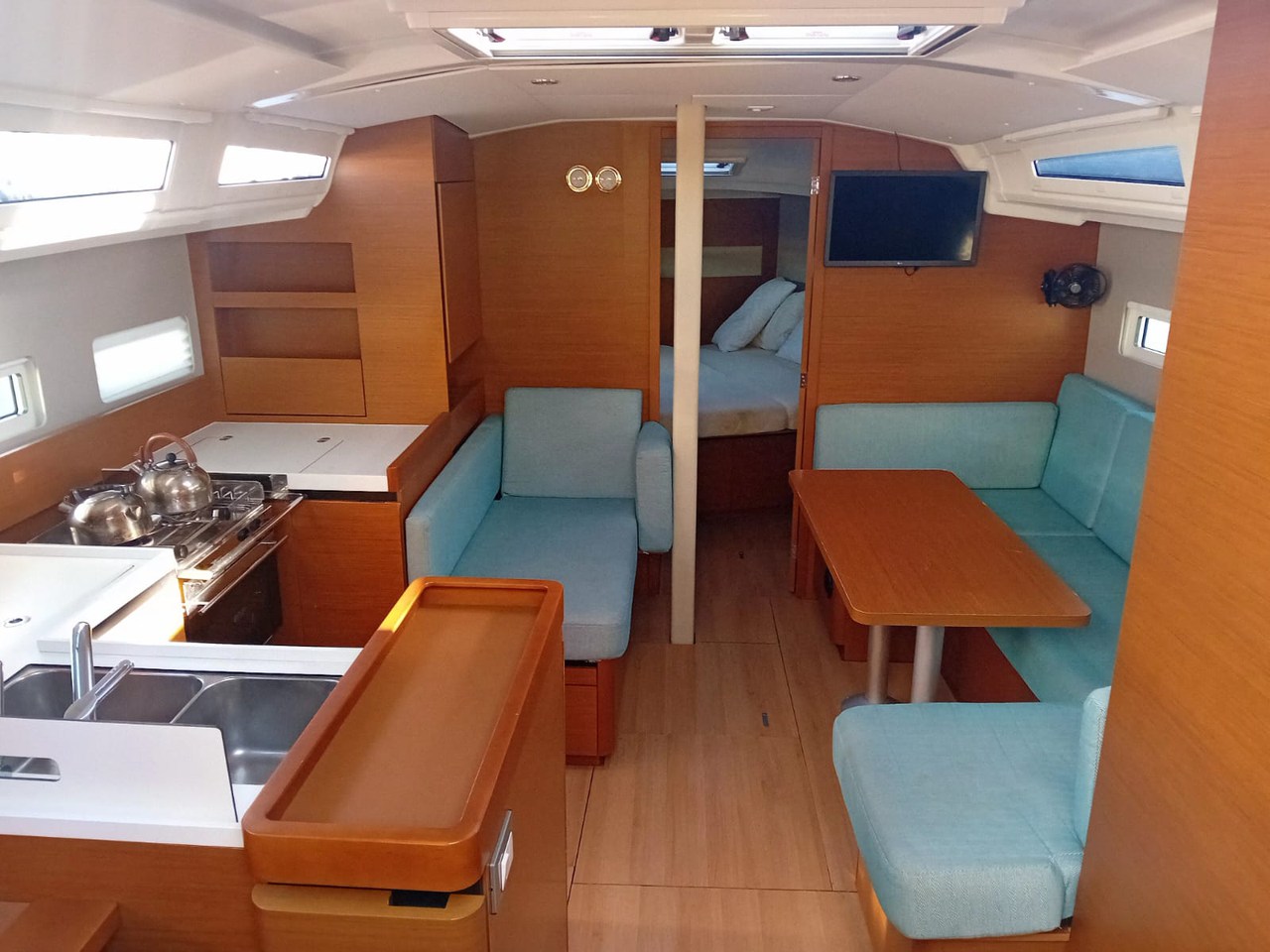 Photo #9 - Sun Odyssey 410 - 3 cab. (Iliada) in Preveza - 42758