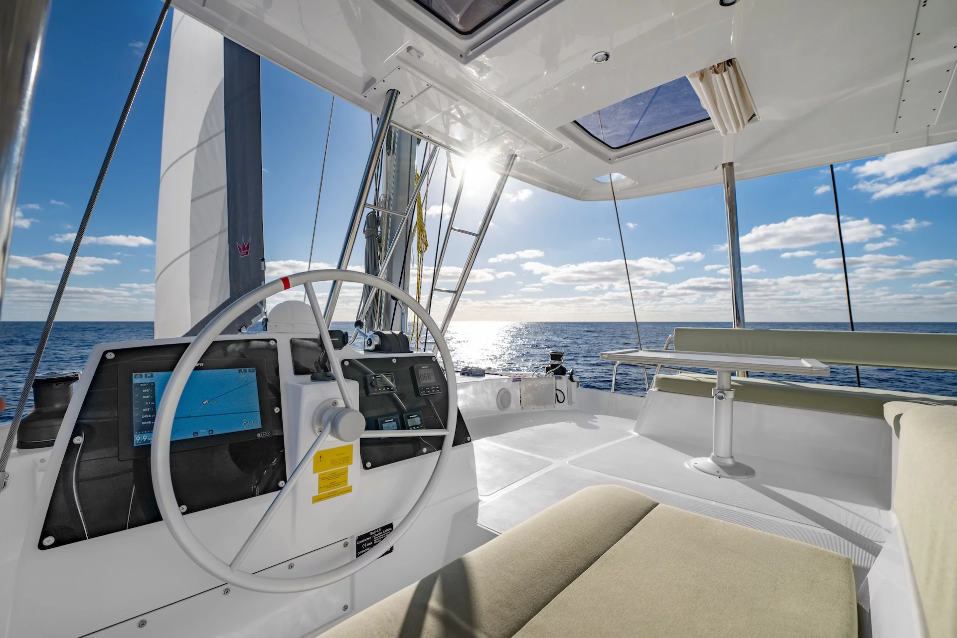 Bali 4.6 - 5 + 1 cab. (Grand Azure)  - 3