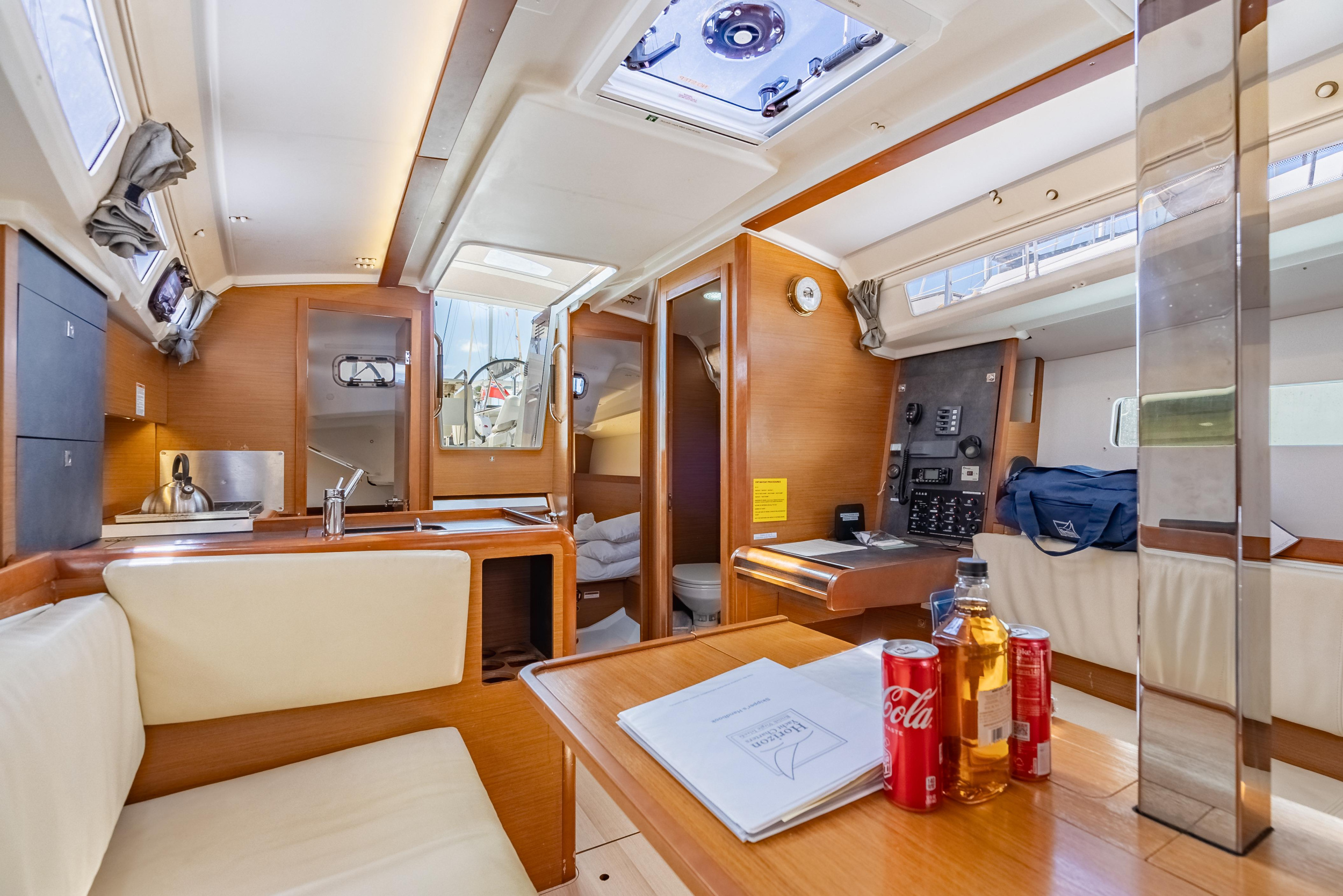 Photo #16 - Sun Odyssey 349 (Off The Clock) en Nanny Cay - 42765