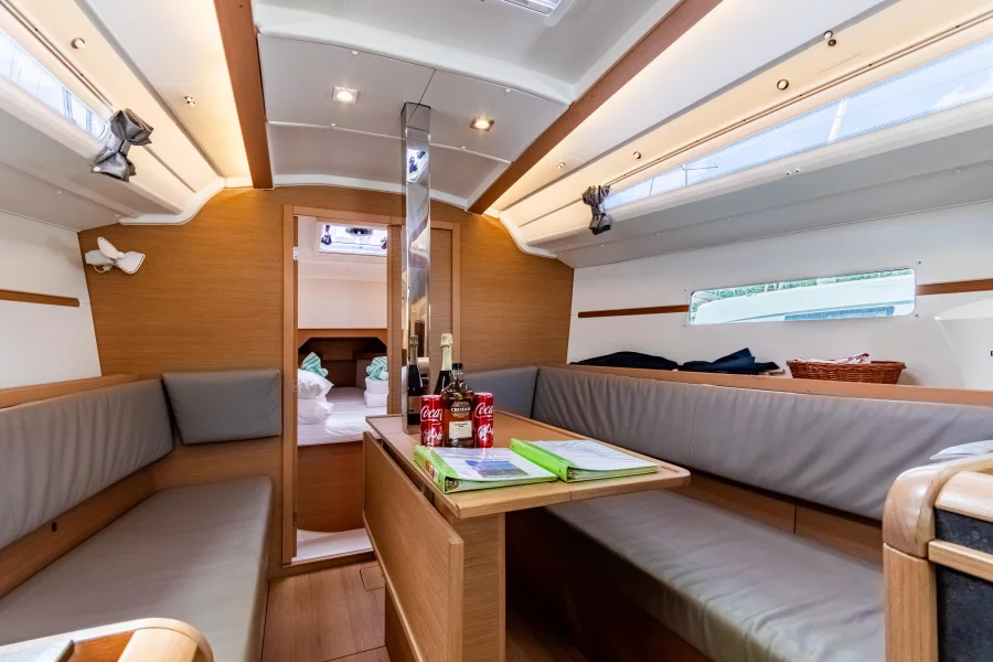 Sun Odyssey 349 - 2 cab. (Venturi I)  - 2