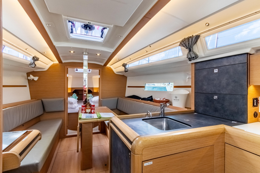 Photo #20 - Sun Odyssey 349 - 2 cab. (Venturi I) in Nanny Cay - 42766