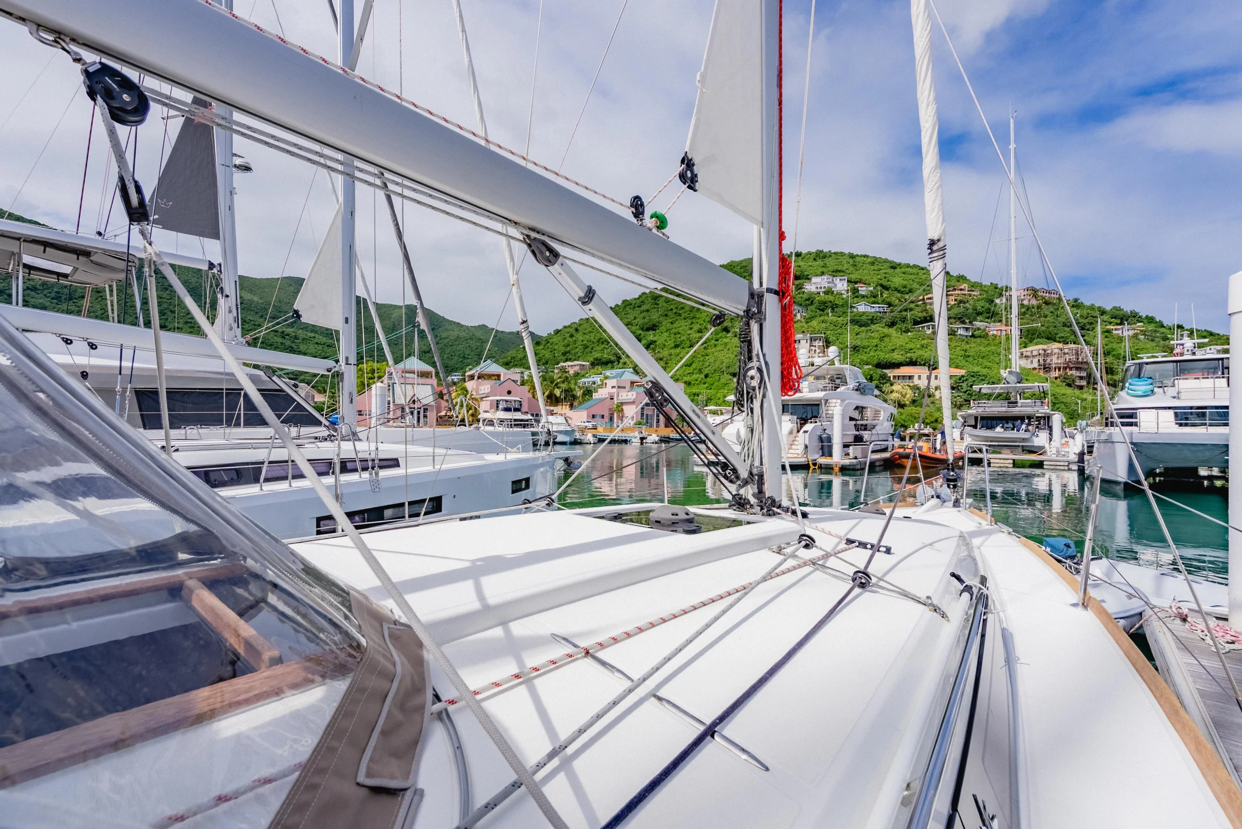 Sun Odyssey 349 (Minx)  - 14