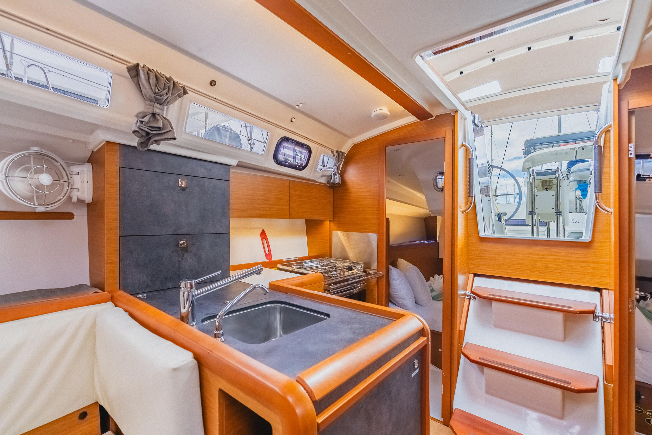 Photo #20 - Sun Odyssey 349 (Minx) en Nanny Cay - 42767