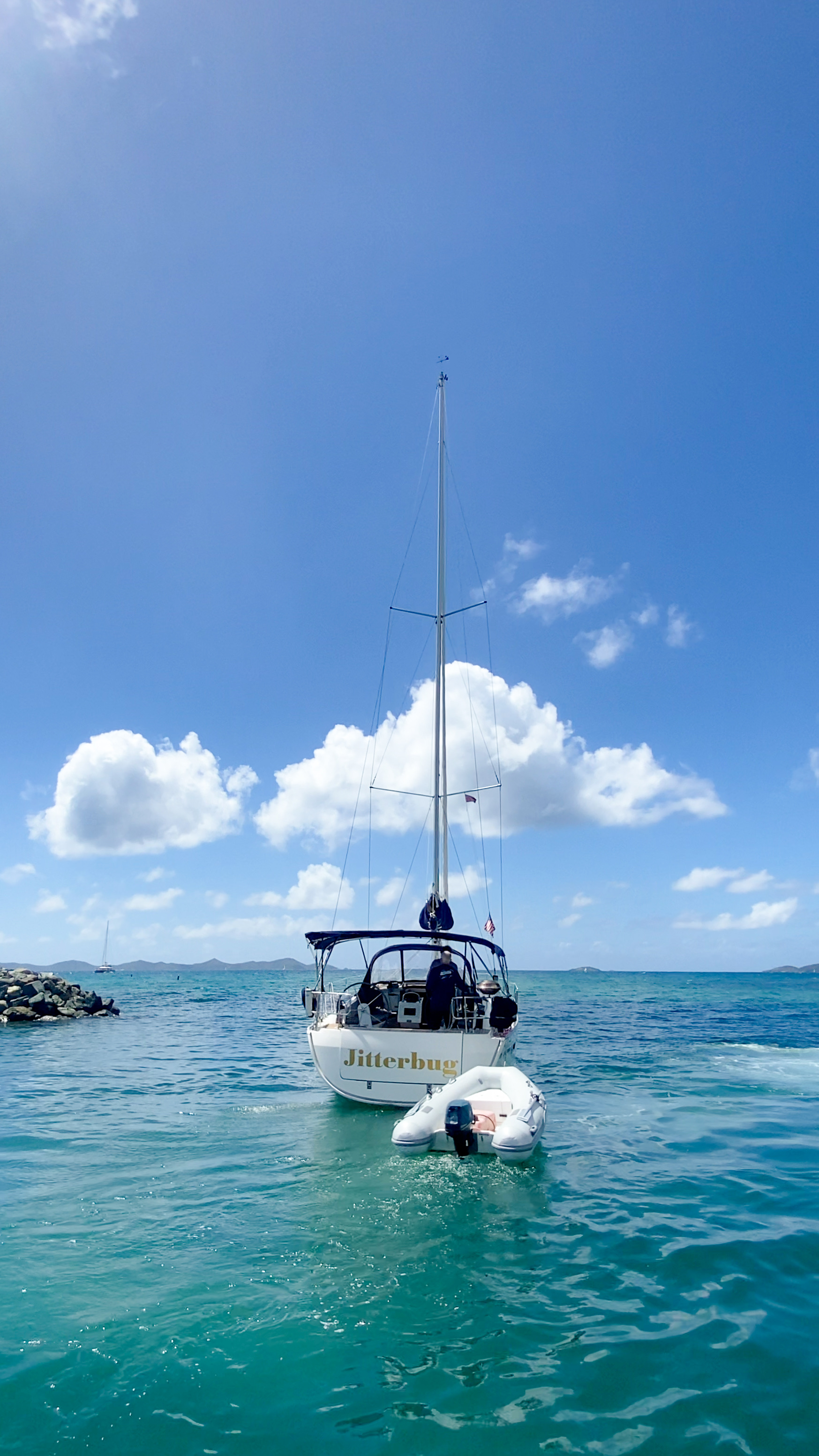 Photo #7 - Bavaria 37 - 2 cab. (Jitterbug) in Nanny Cay - 42768