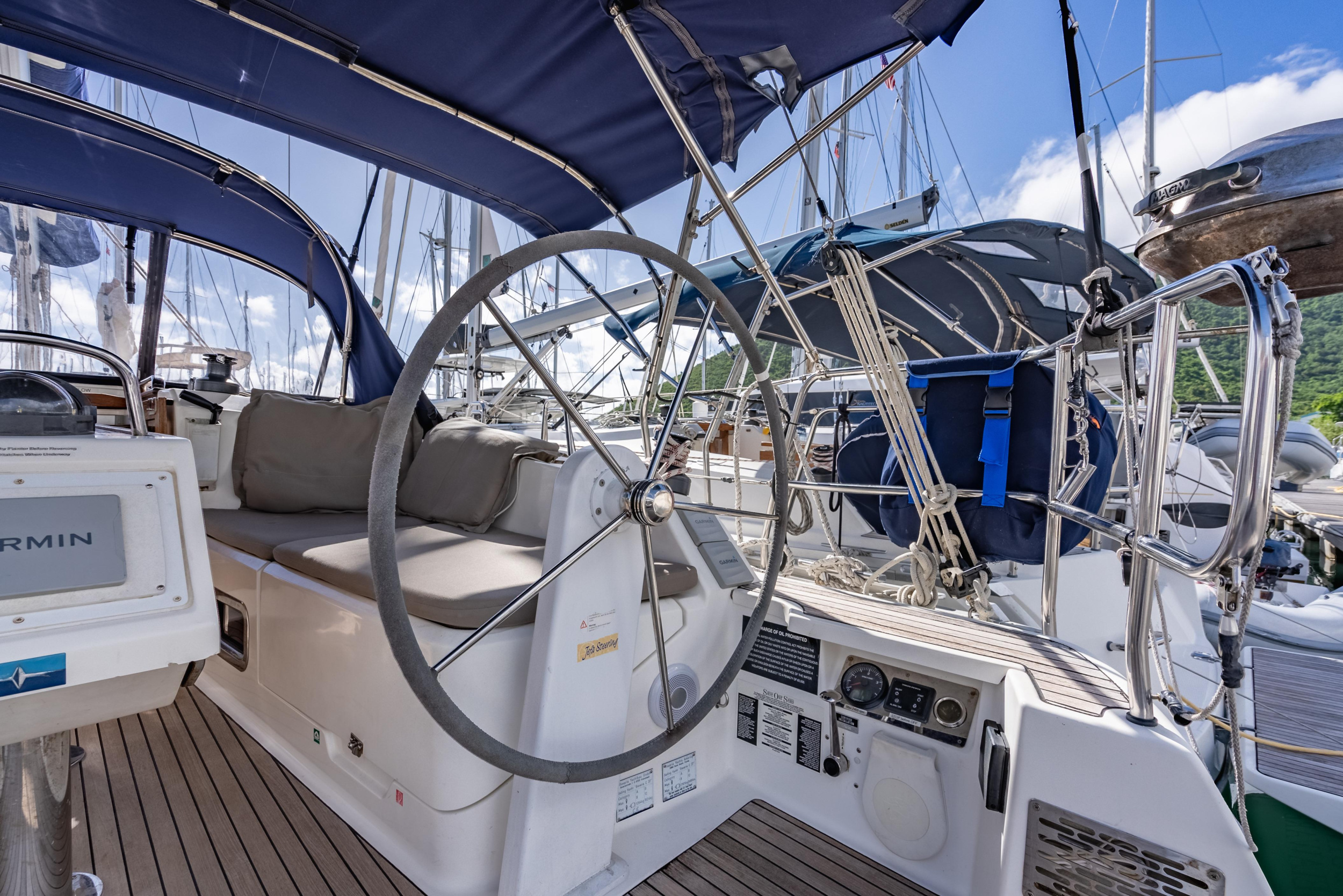 Photo #11 - Bavaria 37 - 2 cab. (Jitterbug) in Nanny Cay - 42768