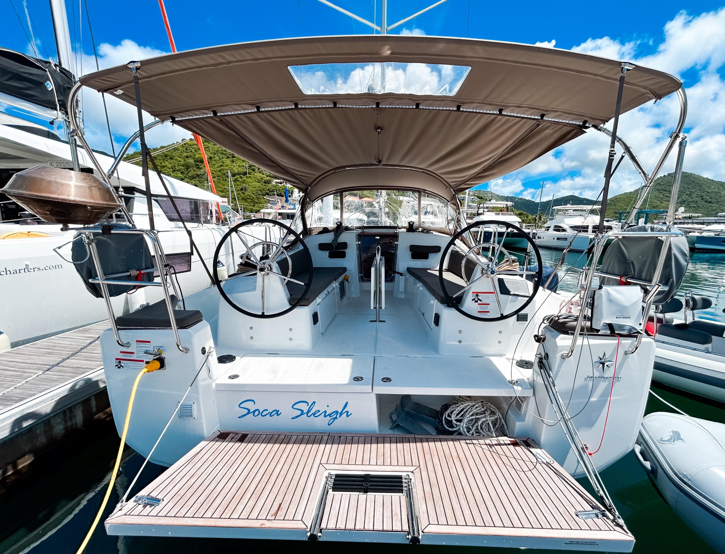 Photo #7 - Sun Odyssey 380 - 2 cab. (Soca Sleigh) in Nanny Cay - 42770