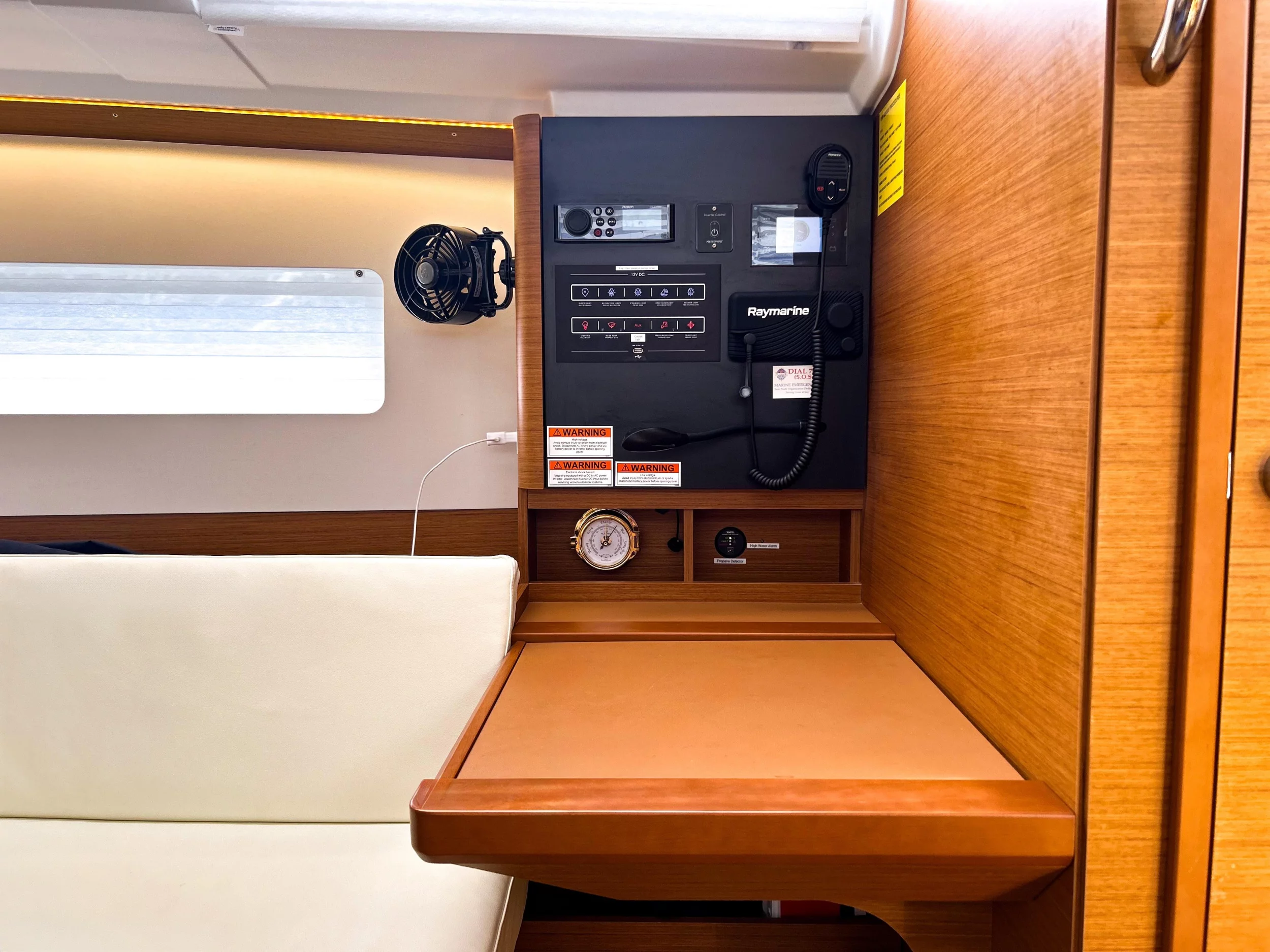 Sun Odyssey 380 - 2 cab. (Soca Sleigh)  - 16