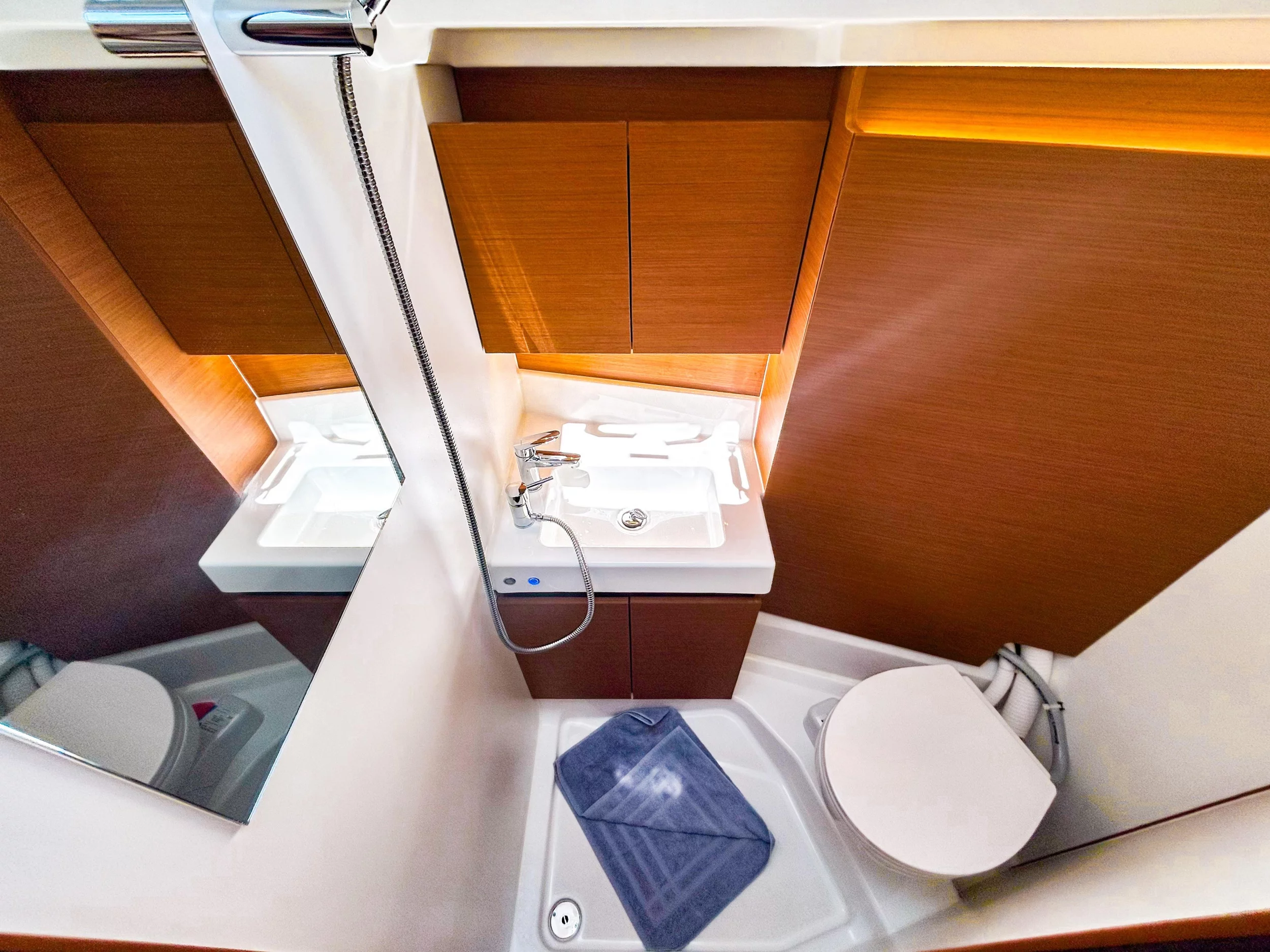 Sun Odyssey 380 - 2 cab. (Soca Sleigh)  - 20