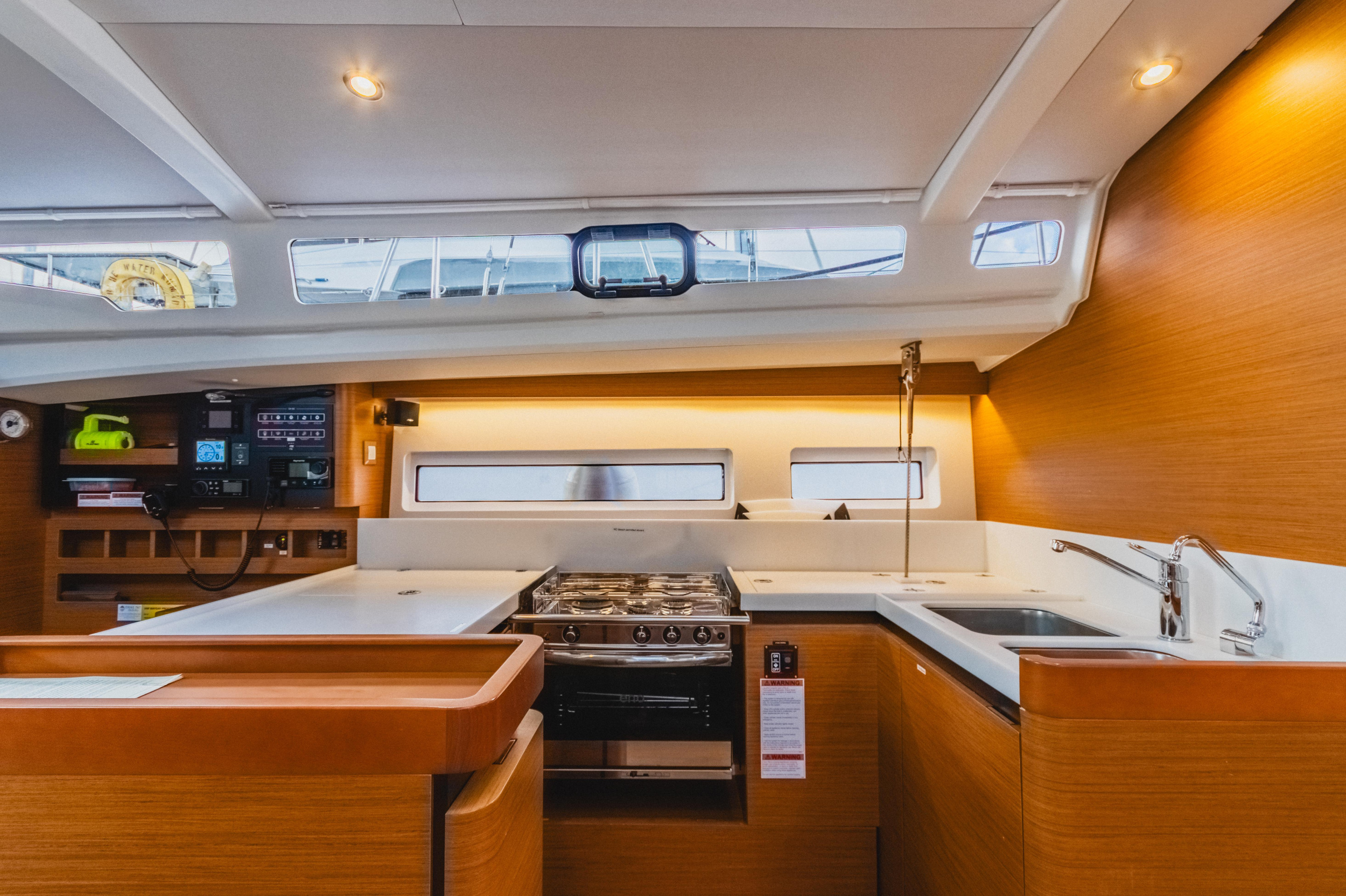 Photo #21 - Sun Odyssey 440 - 3 cab. (Rhythm & Blues) in Nanny Cay - 42774