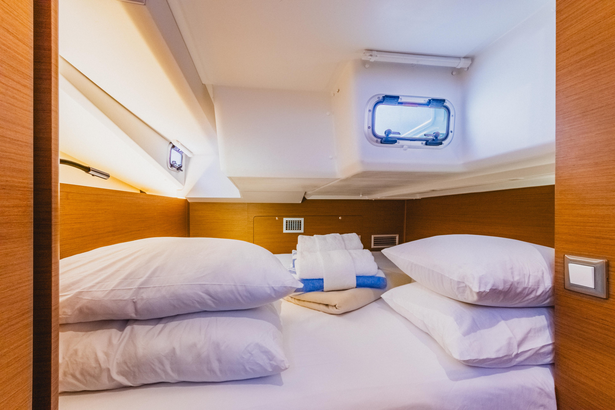 Photo #24 - Sun Odyssey 440 - 3 cab. (Rhythm & Blues) in Nanny Cay - 42774