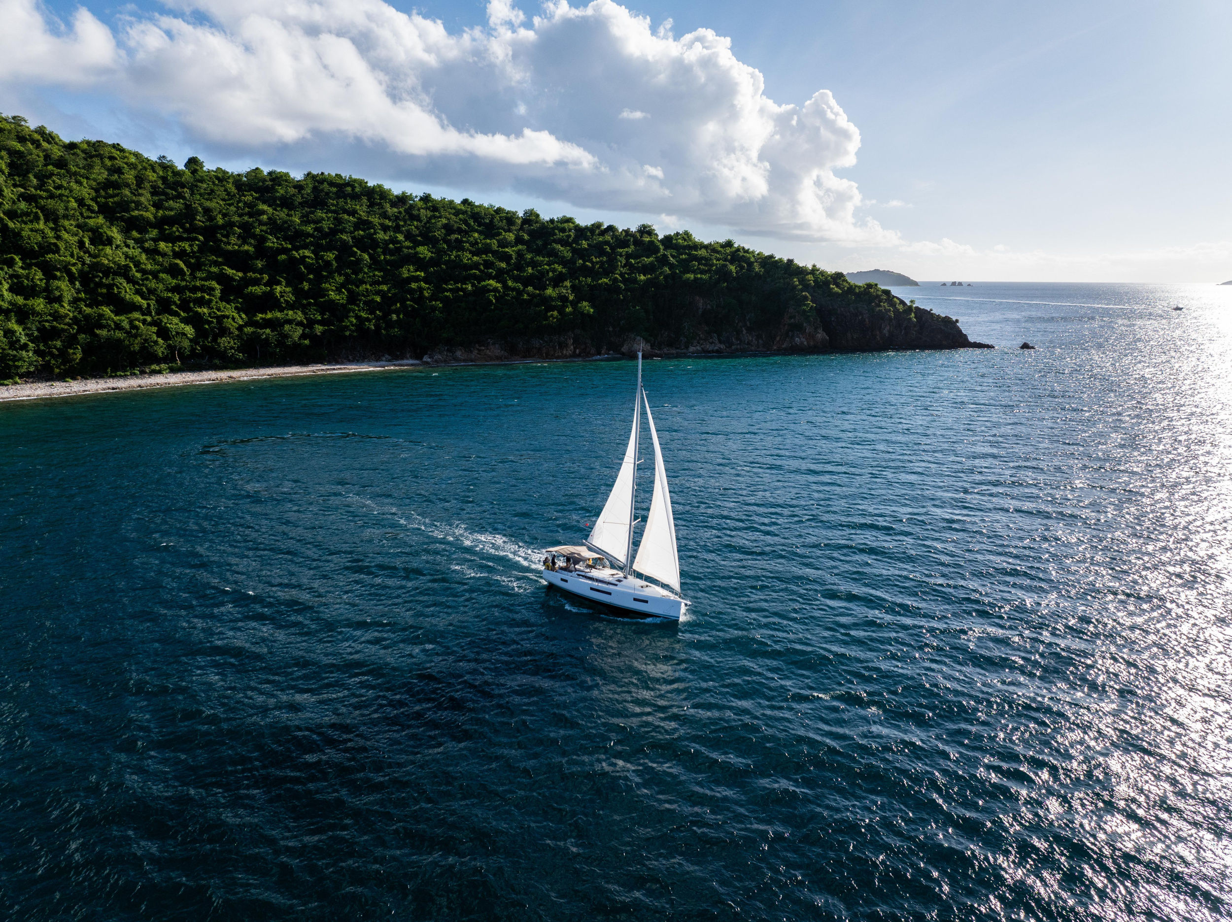 Photo #10 - Sun Odyssey 440 - 3 cab. (Air Guitar) in Nanny Cay - 42776