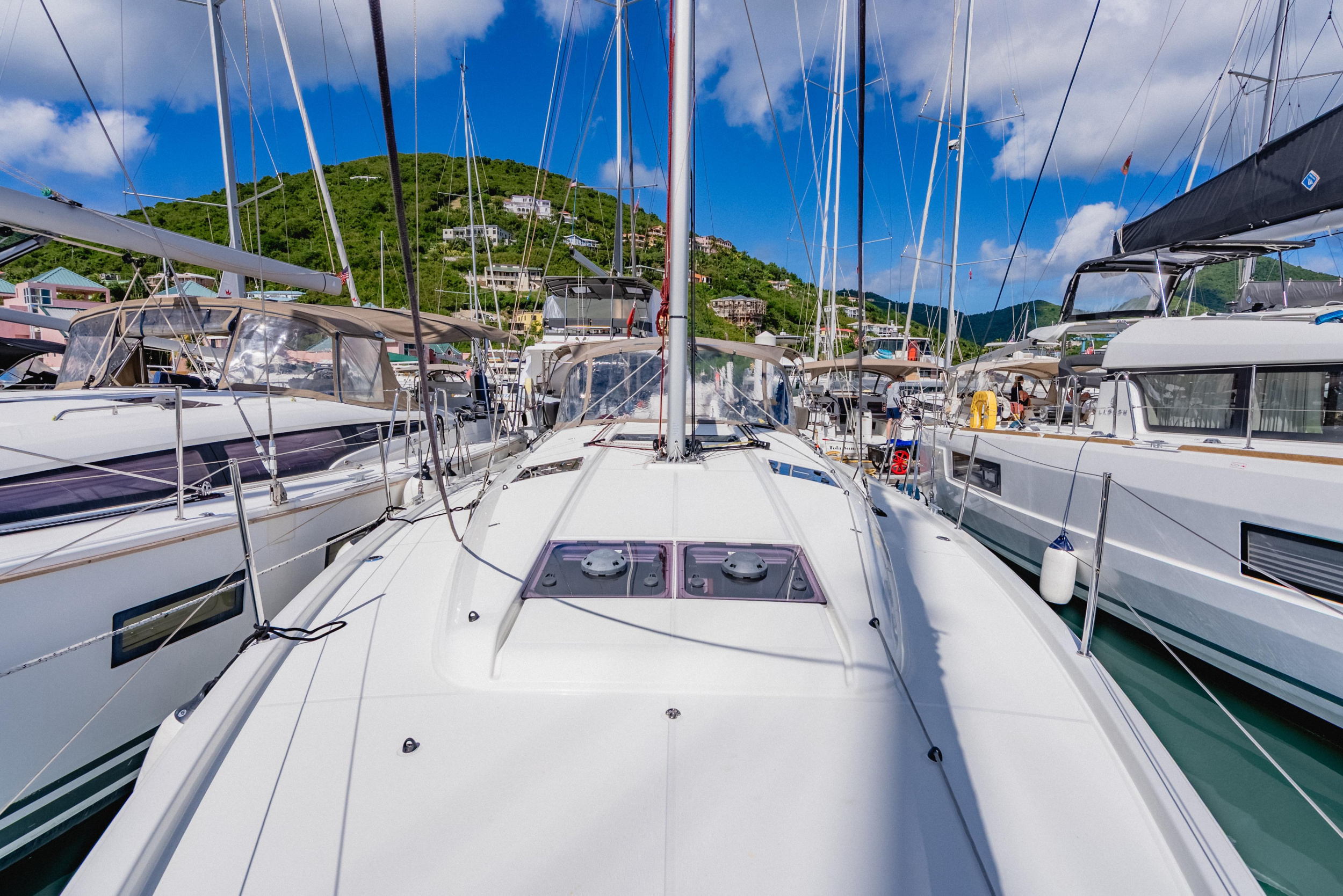Photo #15 - Sun Odyssey 440 - 3 cab. (Air Guitar) in Nanny Cay - 42776