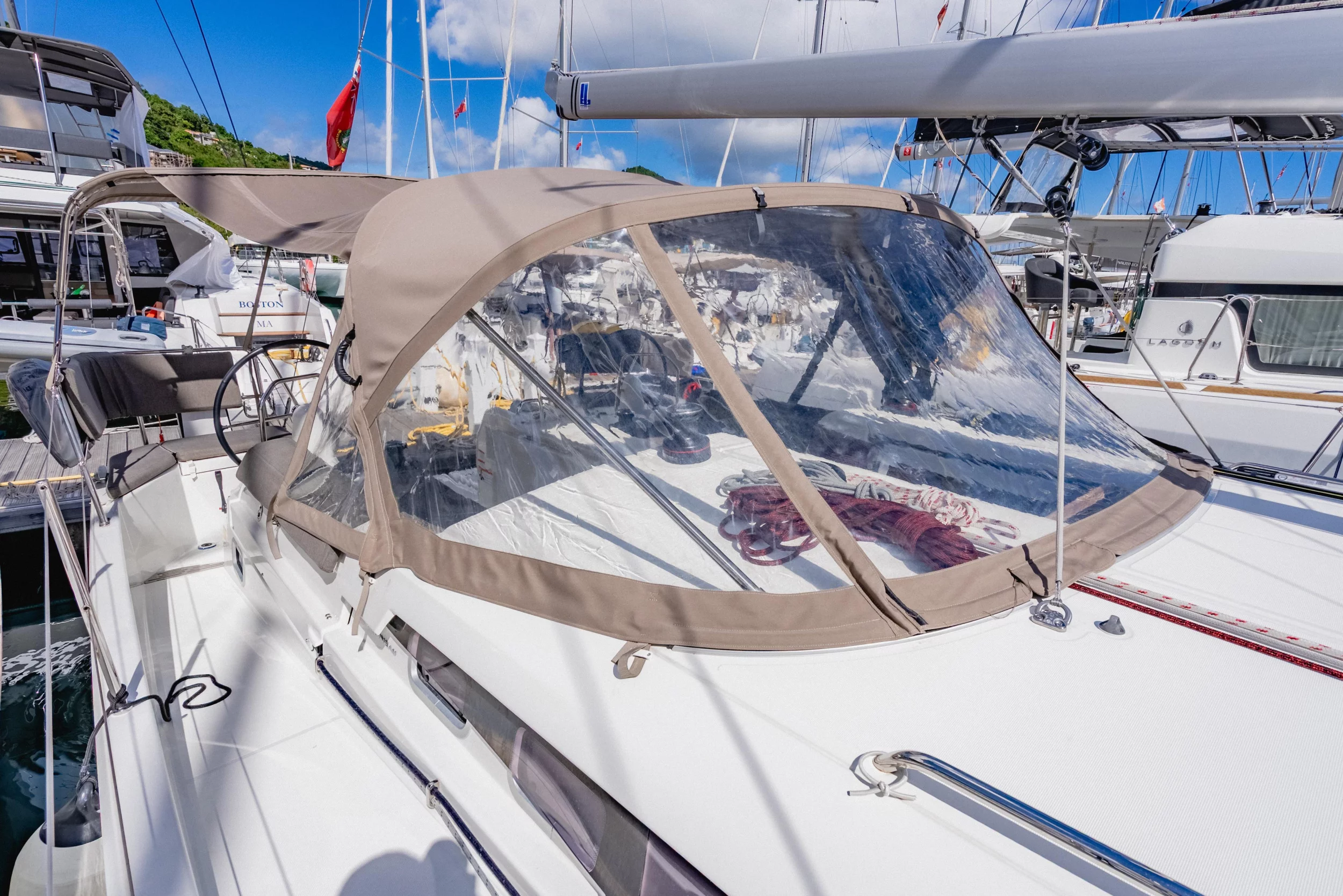 Sun Odyssey 440 - 3 cab. (Air Guitar)  - 15