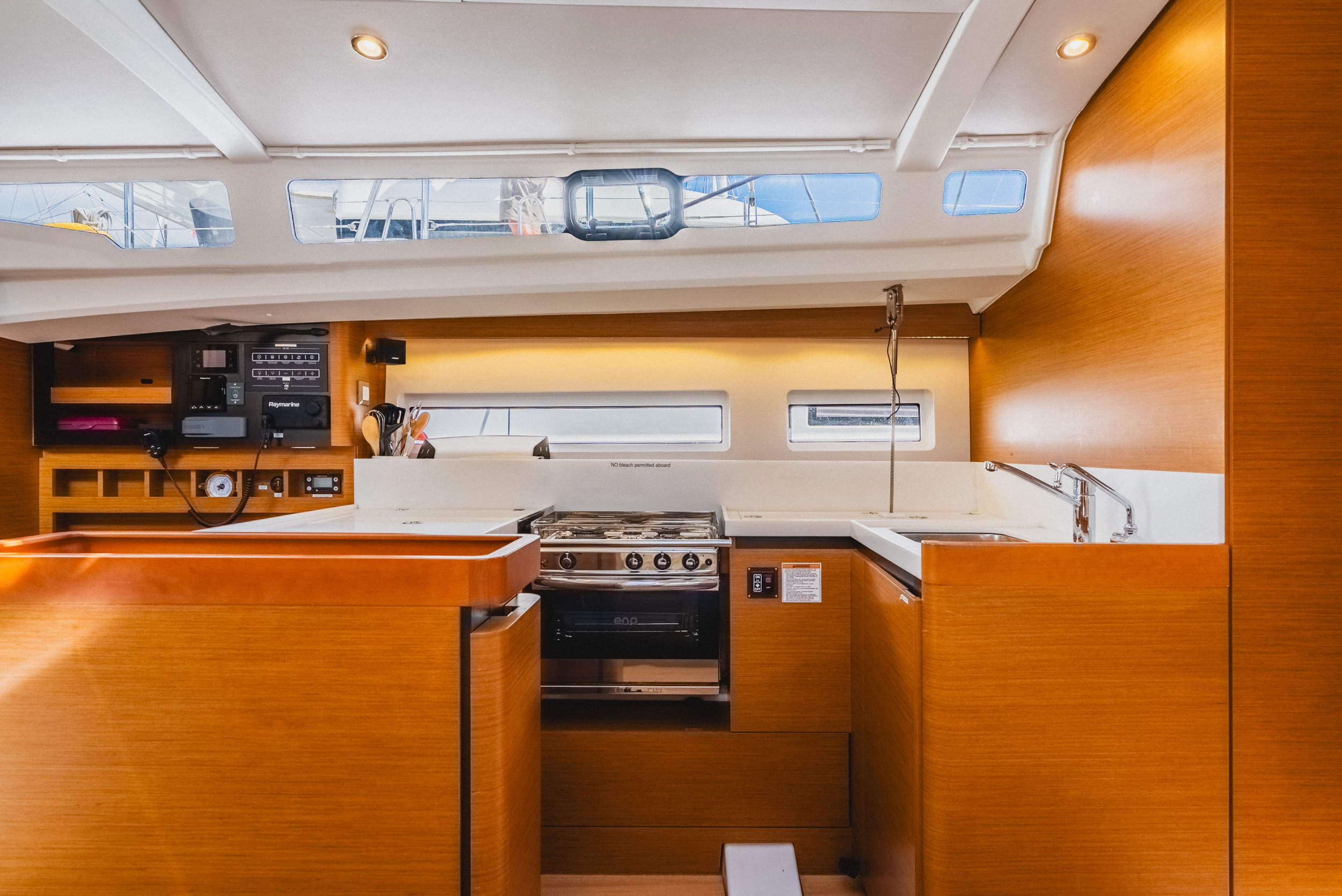 Photo #23 - Sun Odyssey 440 - 3 cab. (Air Guitar) in Nanny Cay - 42776