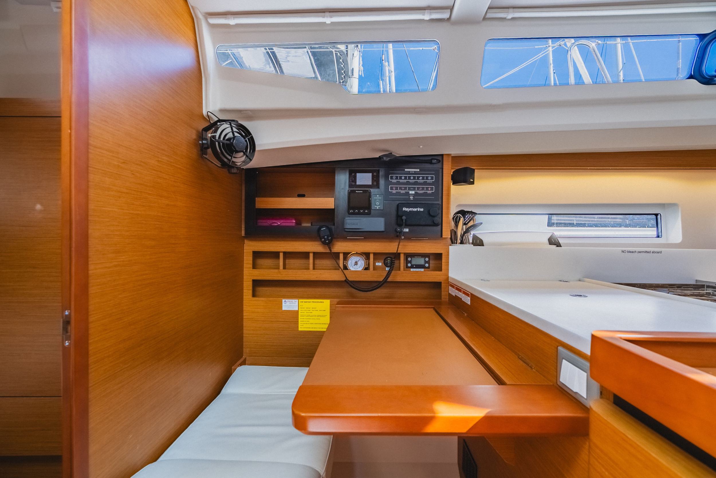 Photo #25 - Sun Odyssey 440 - 3 cab. (Air Guitar) in Nanny Cay - 42776