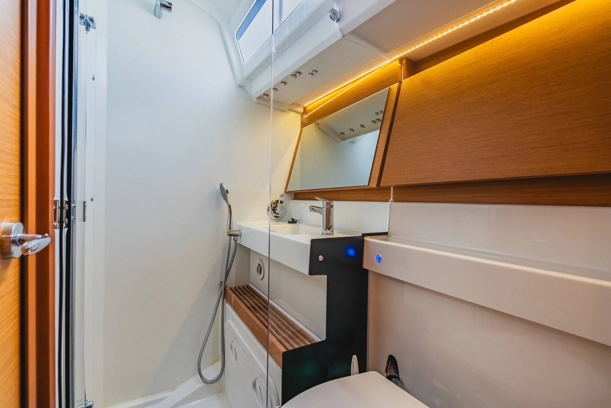 Sun Odyssey 440 - 3 cab. (Air Guitar)  - 28