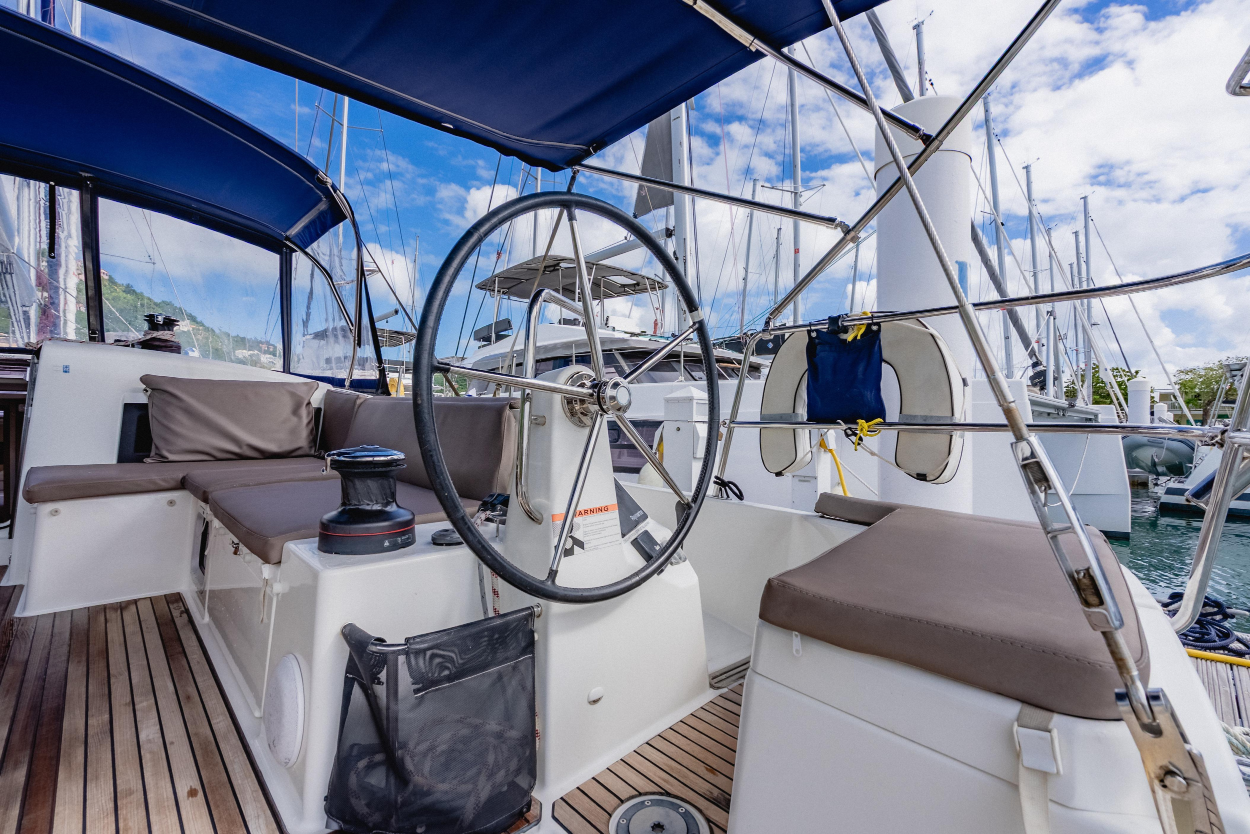 Photo #5 - Sun Odyssey 490 - 3 cab. (Hakuna Matata IV) in Nanny Cay - 42777