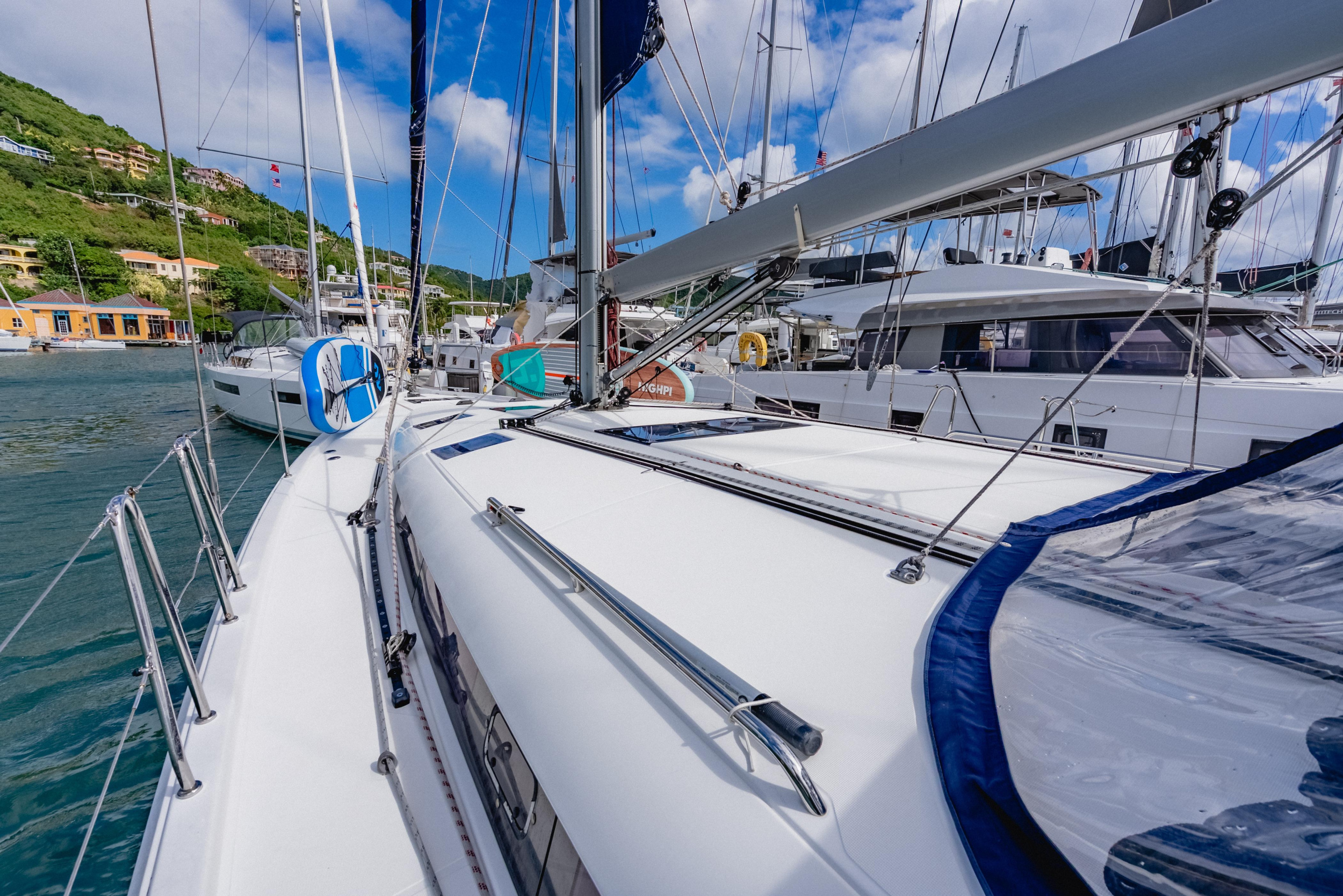 Photo #14 - Sun Odyssey 490 - 3 cab. (Hakuna Matata IV) in Nanny Cay - 42777
