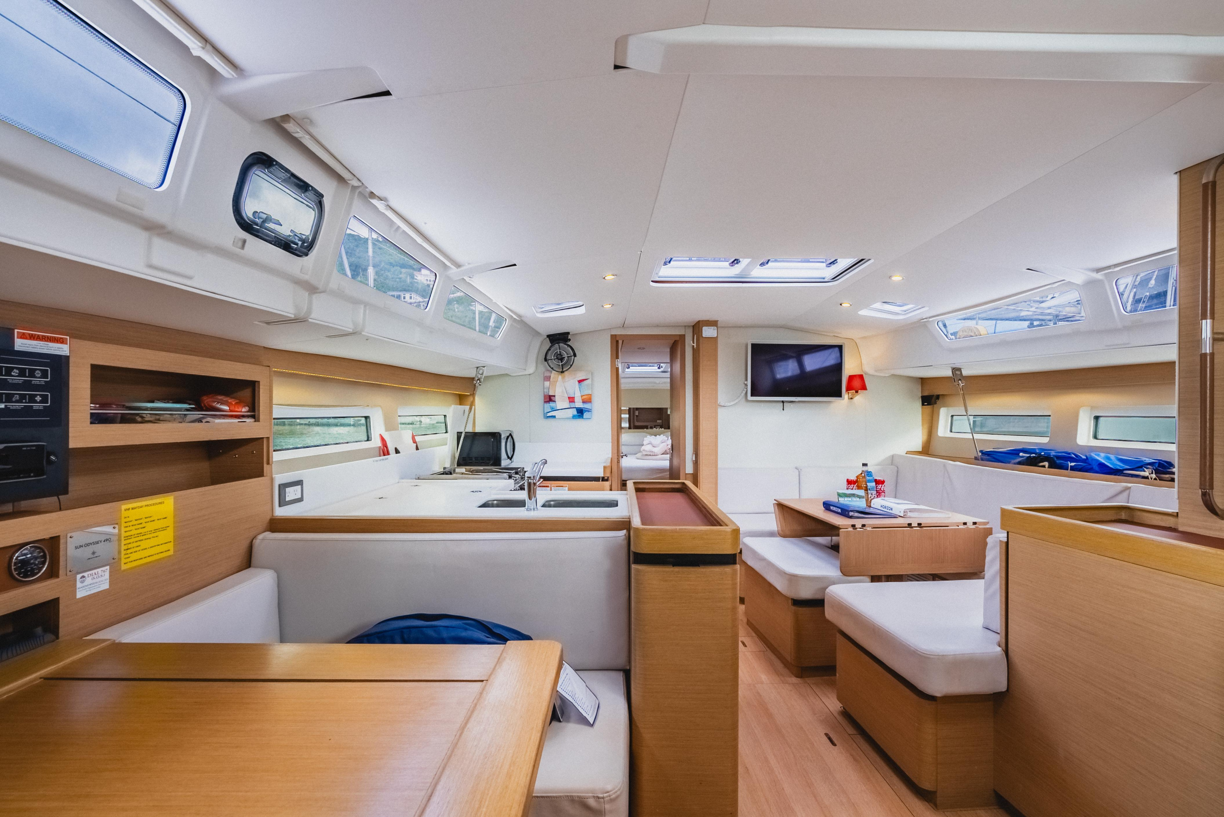 Photo #17 - Sun Odyssey 490 - 3 cab. (Hakuna Matata IV) in Nanny Cay - 42777