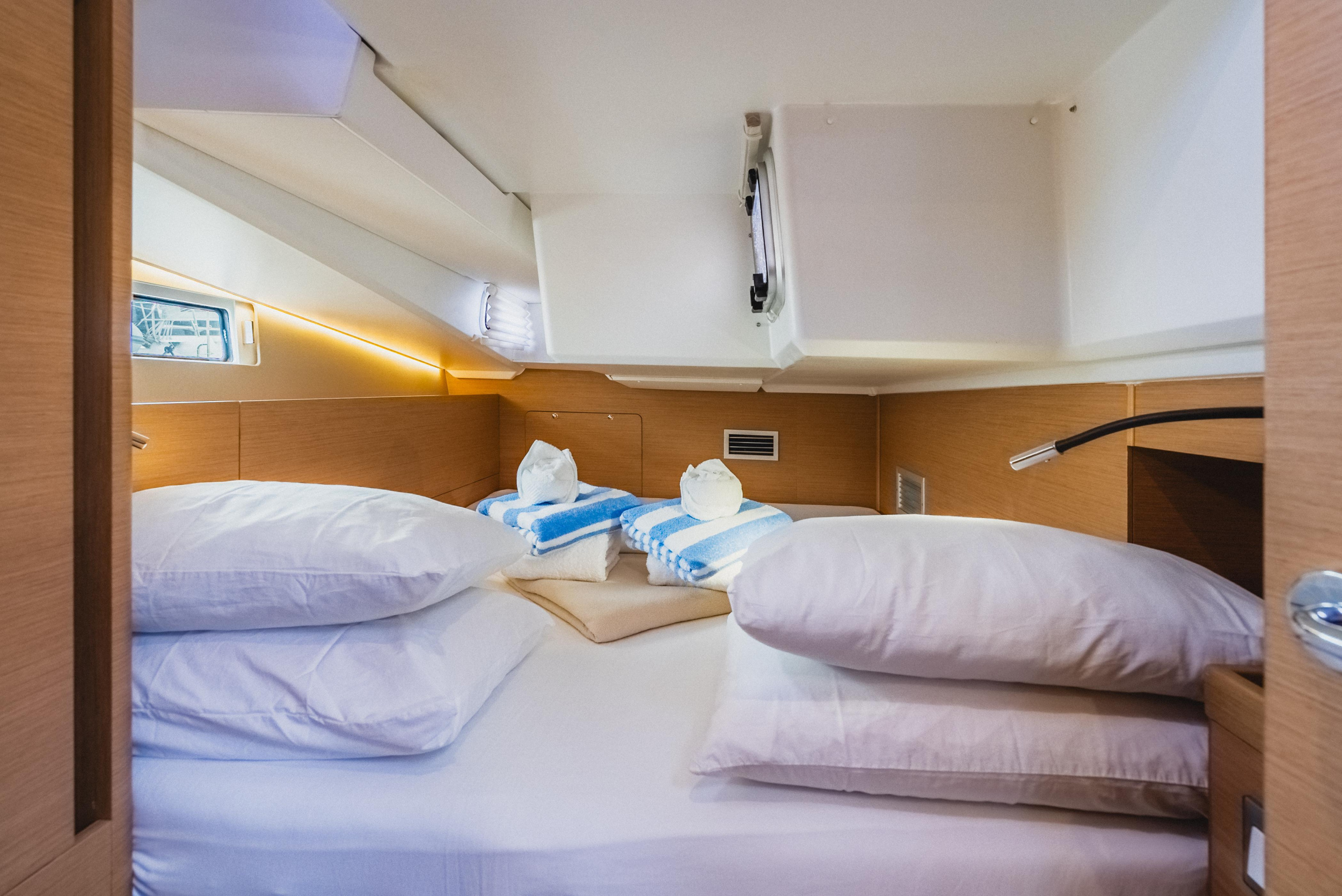 Photo #27 - Sun Odyssey 490 - 3 cab. (Hakuna Matata IV) in Nanny Cay - 42777