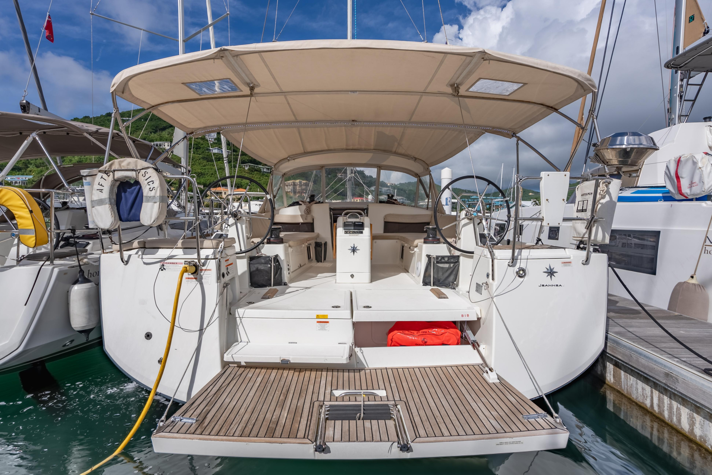 Photo #13 - Sun Odyssey 490 - 3 cab. (After Physics) en Nanny Cay - 42778