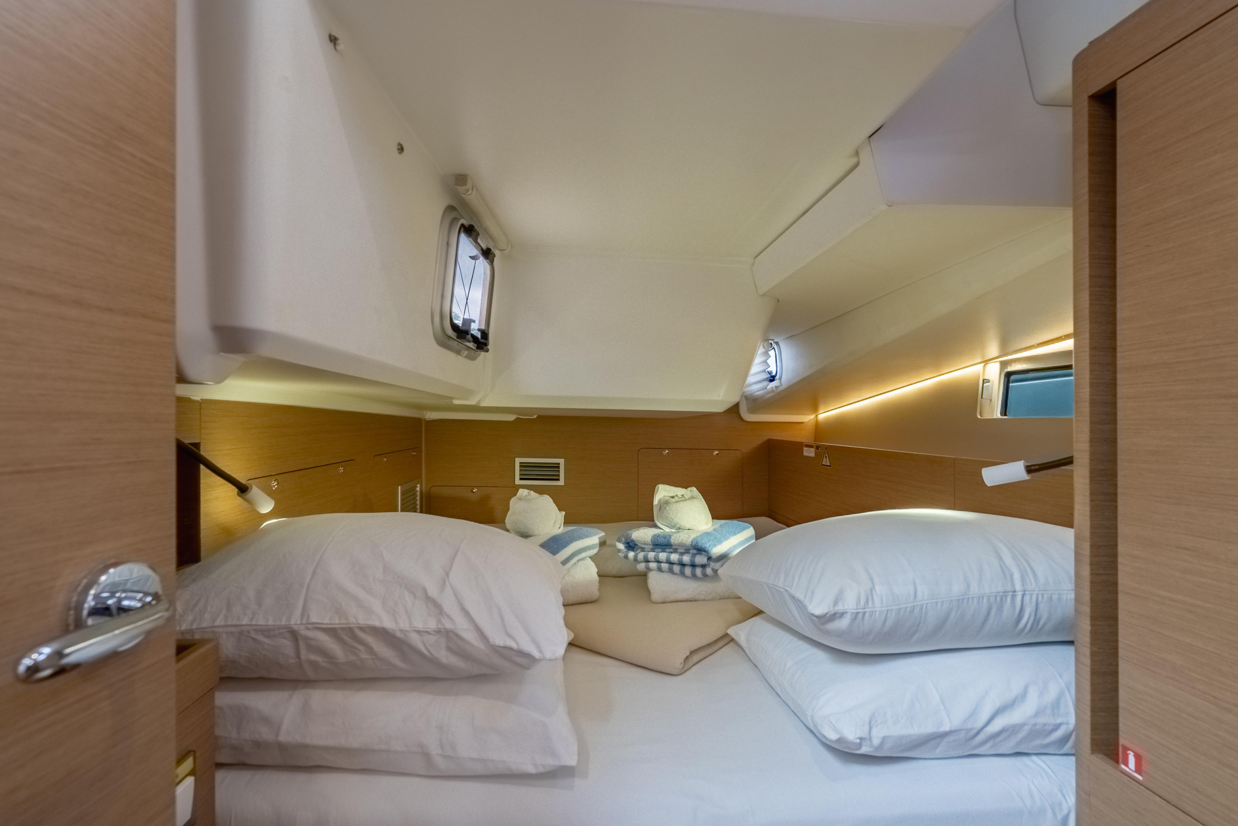 Photo #28 - Sun Odyssey 490 - 3 cab. (After Physics) en Nanny Cay - 42778