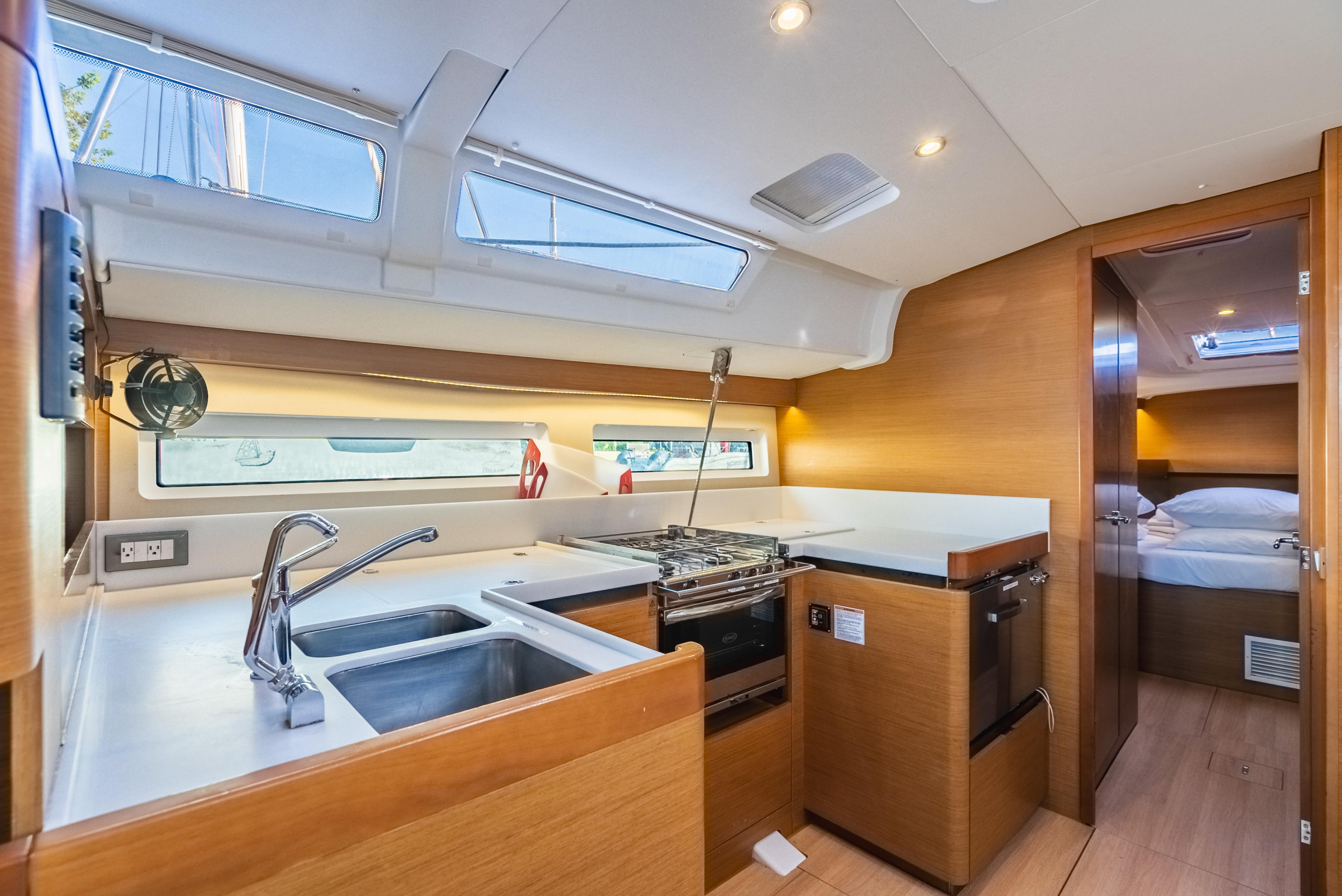 Photo #21 - Sun Odyssey 490 - 4 + 1 cab. (Cosette II) en Nanny Cay - 42779