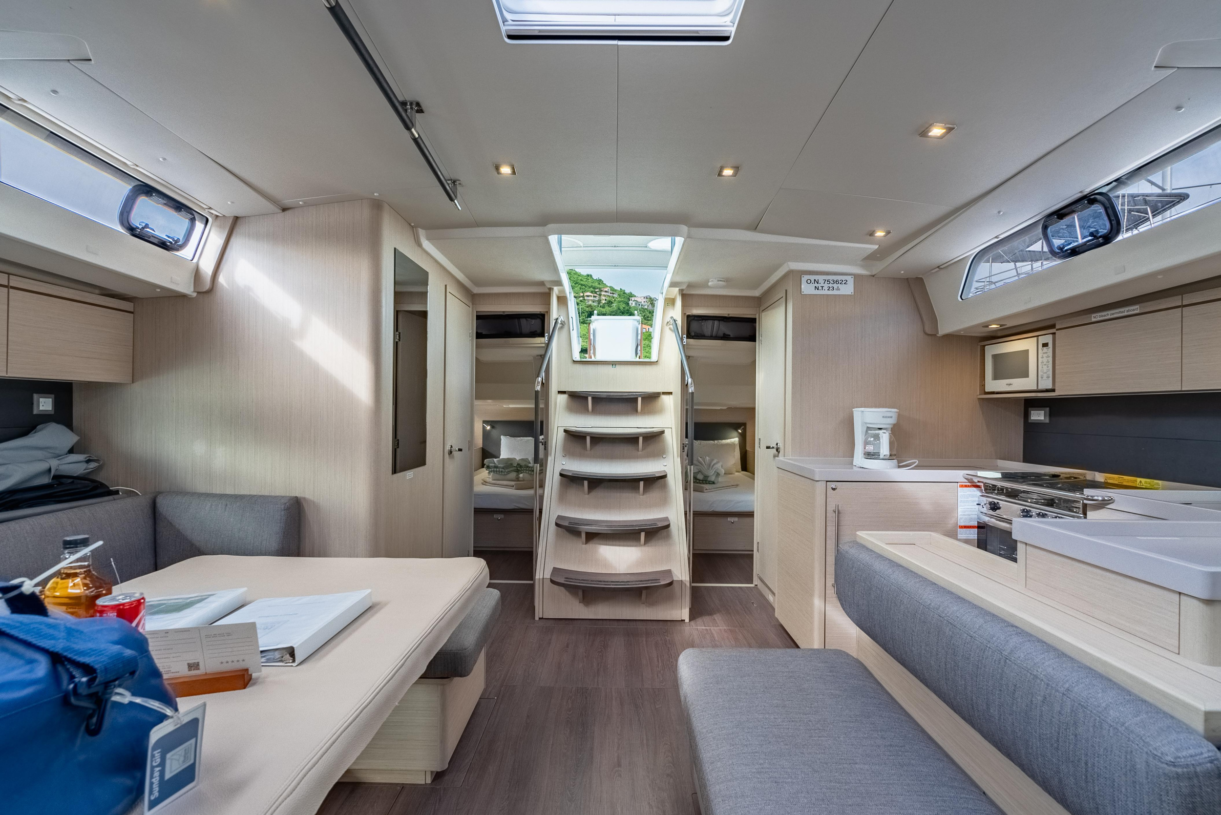 Photo #13 - Oceanis 51.1 (Sunday Girl) in Nanny Cay - 42780