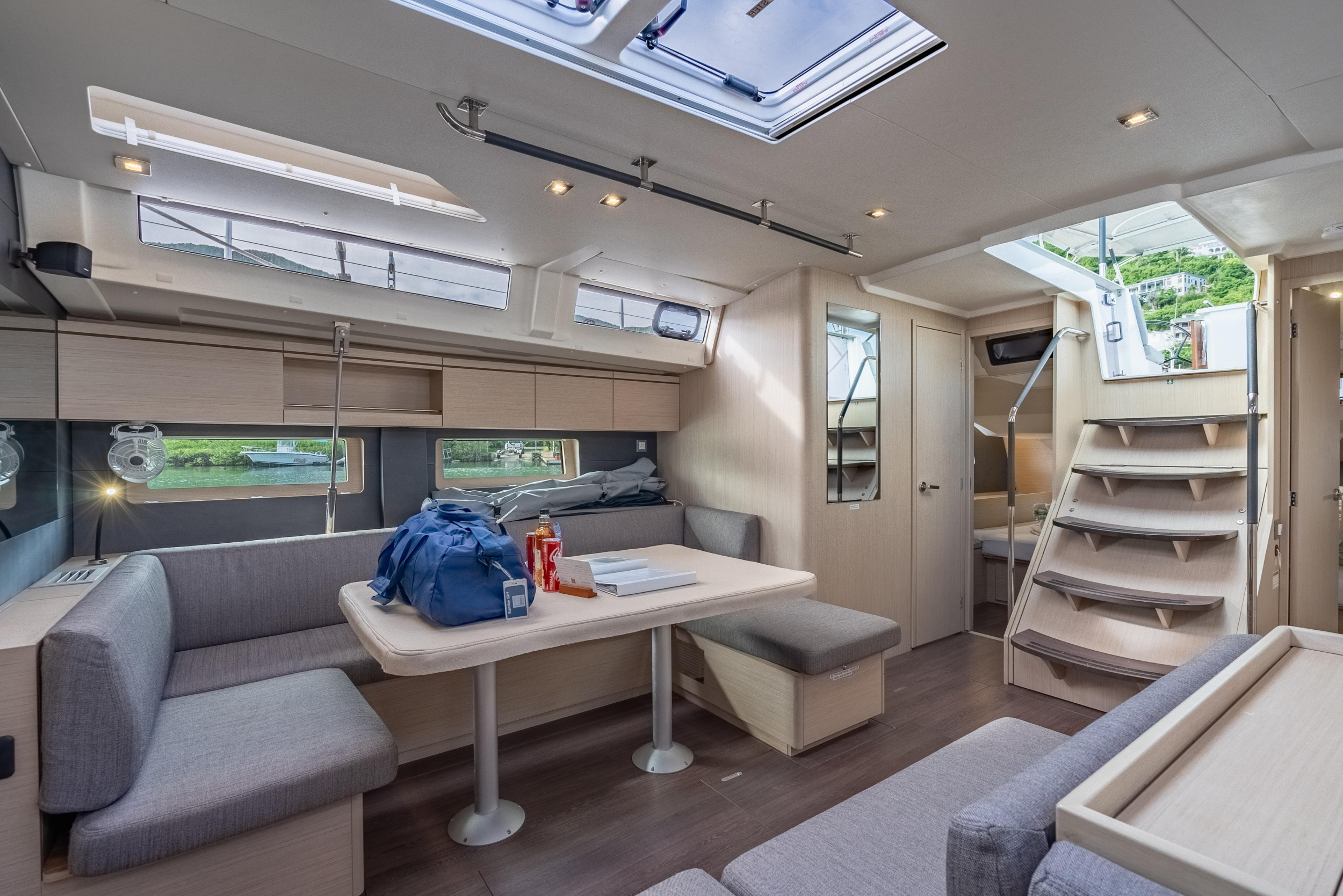 Photo #15 - Oceanis 51.1 (Sunday Girl) in Nanny Cay - 42780