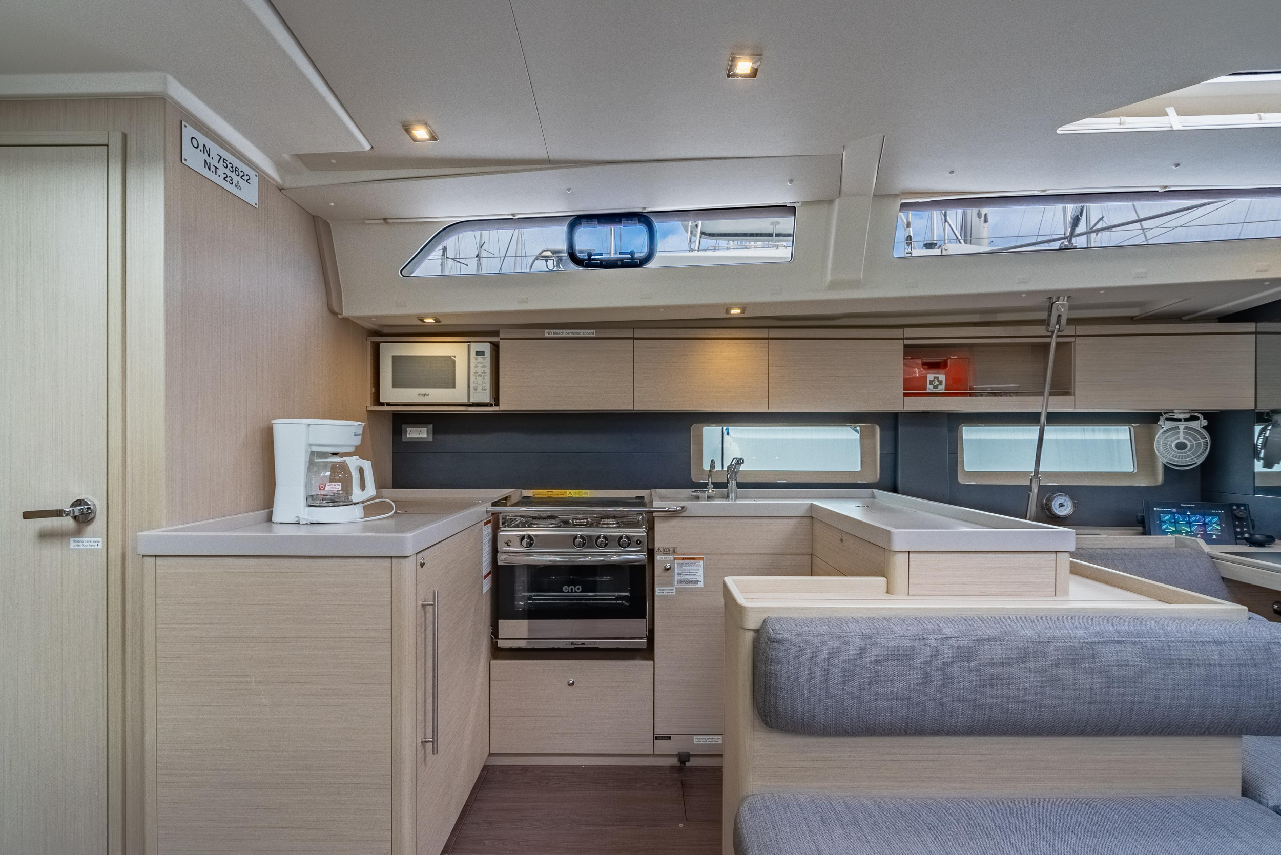 Photo #45 - Oceanis 51.1 (Sunday Girl) in Nanny Cay - 42780