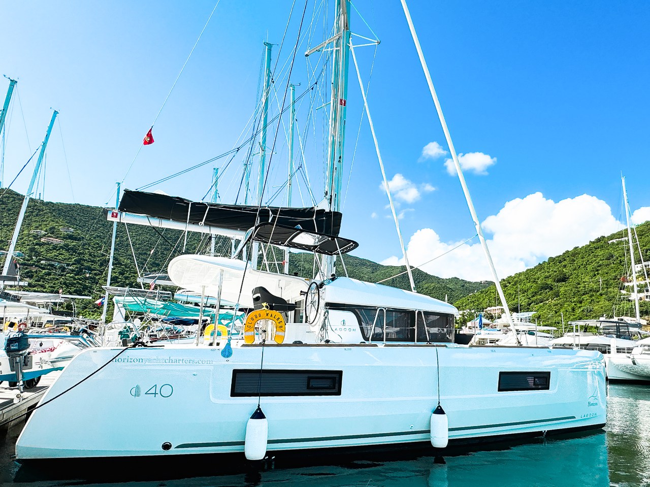 Photo #1 - Lagoon 40 OW - 3 + 1 cab. (Cloudwalker) in Nanny Cay - 42787