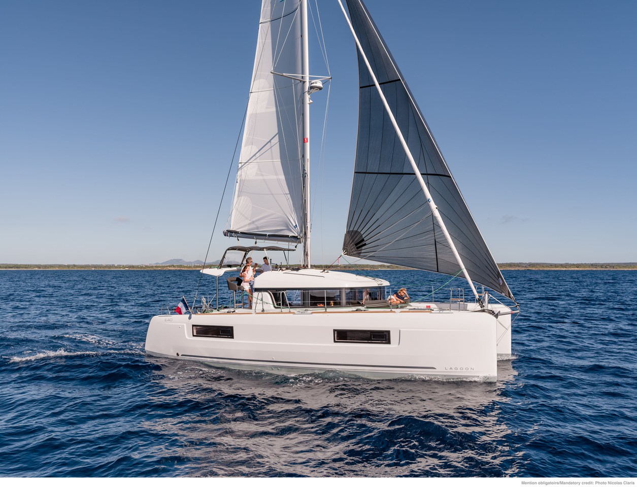 Photo #3 - Lagoon 40 OW - 3 + 1 cab. (Cloudwalker) in Nanny Cay - 42787