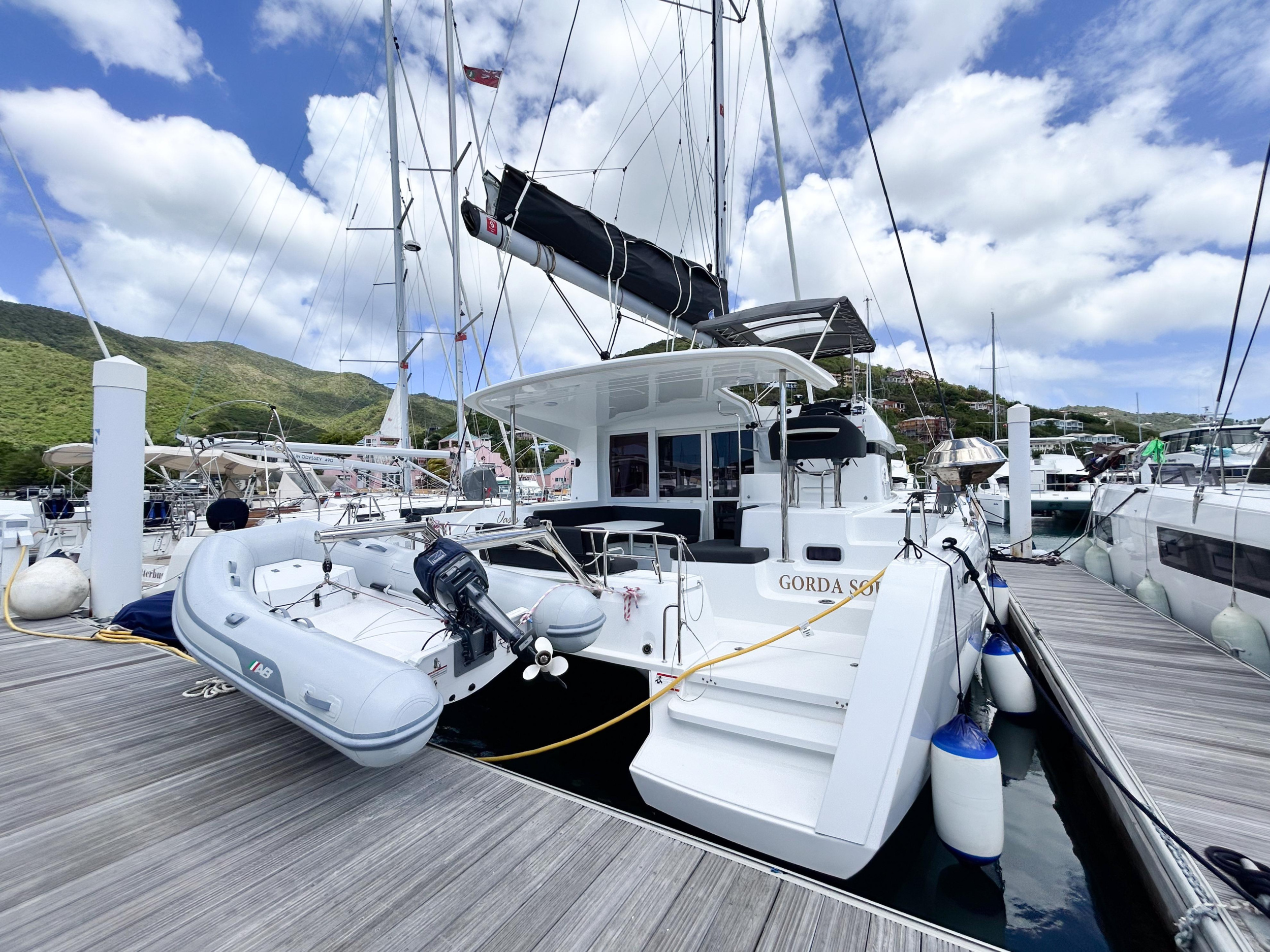 Photo #4 - Lagoon 40 OW - 3 + 1 cab. (Oasis) in Nanny Cay - 42788