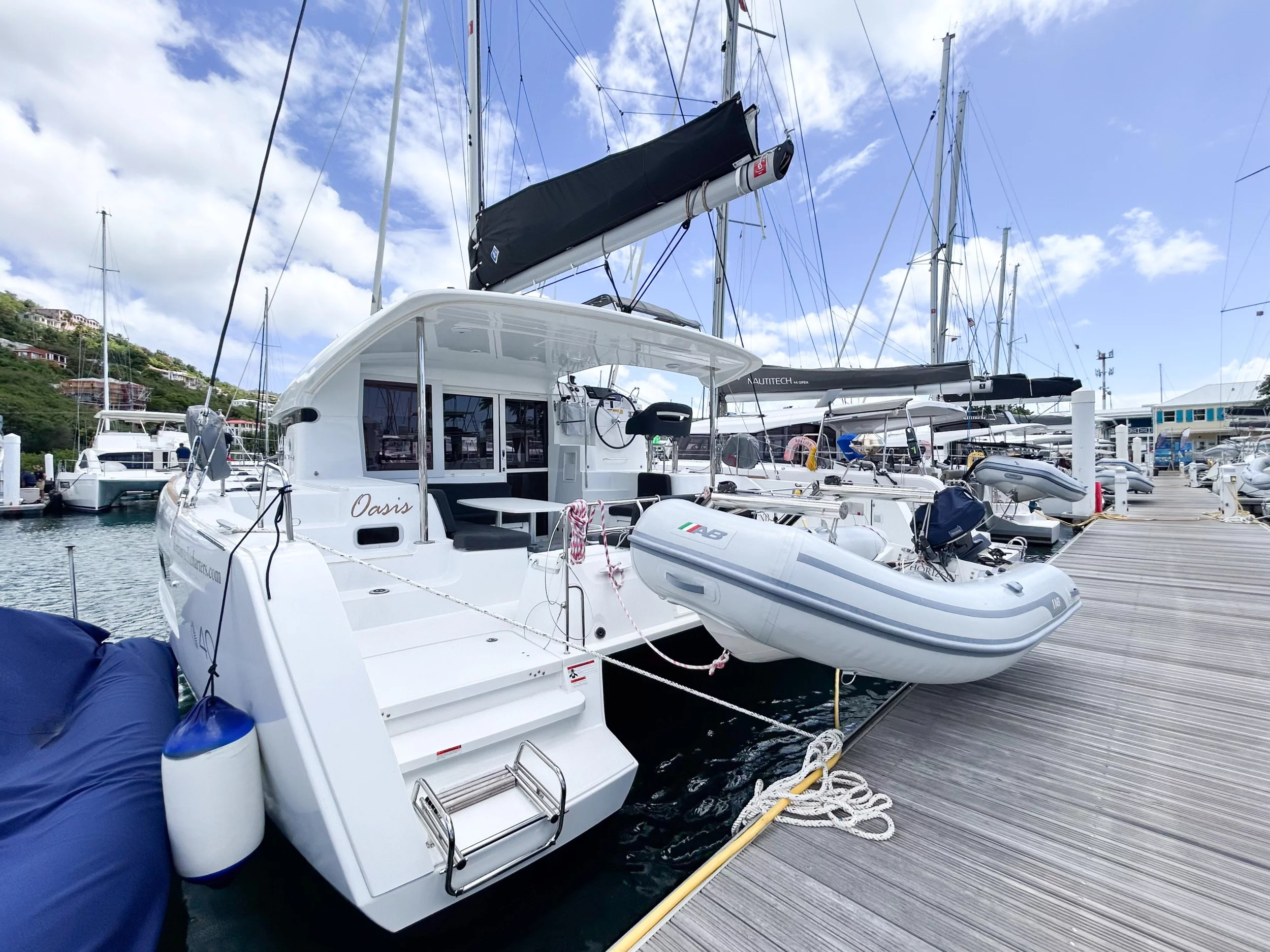 Lagoon 40 OW - 3 + 1 cab. (Oasis)  - 4