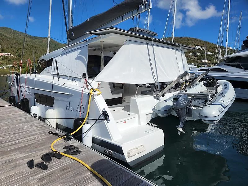 Fountaine Pajot Isla 40 - 3 cab. (Pizza My Heart)  - 9
