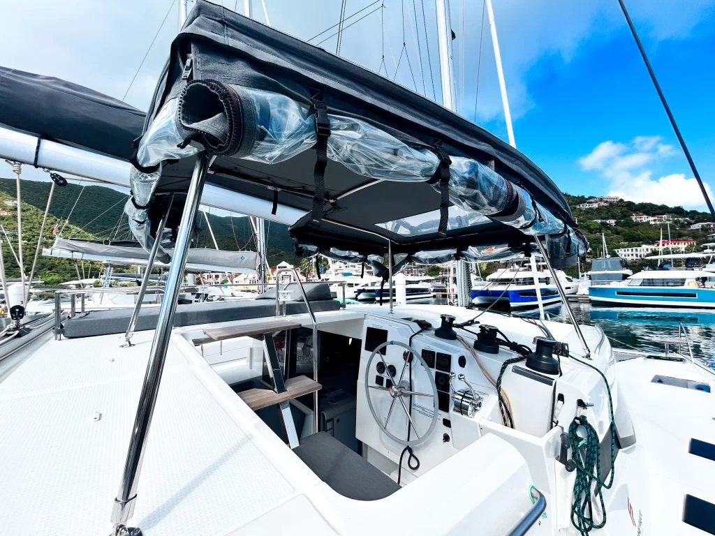 Fountaine Pajot Isla 40 - 3 cab. (Pizza My Heart)  - 14