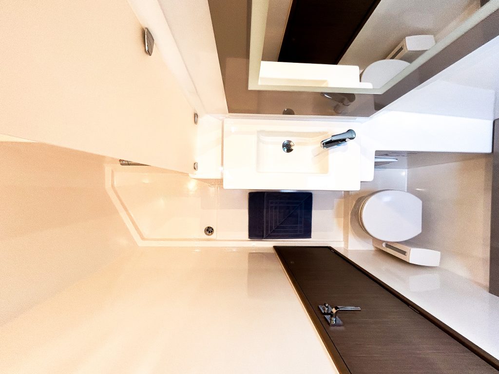 Photo #24 - Fountaine Pajot Isla 40 - 3 cab. (Pizza My Heart) in Nanny Cay - 42789