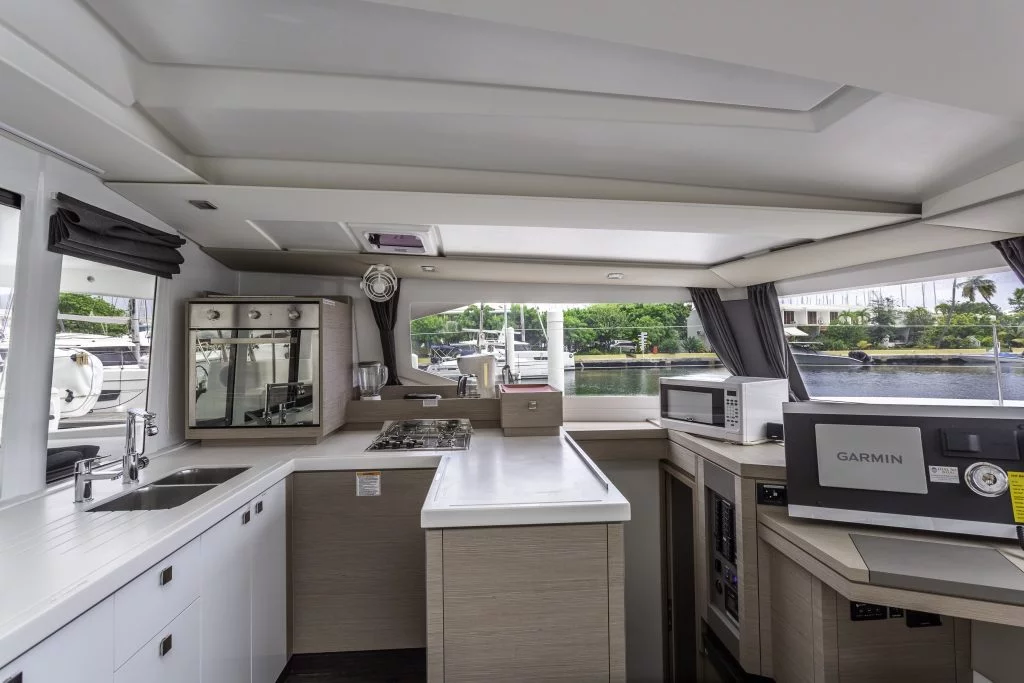 Fountaine Pajot Astrea 42 - 3 + 1 cab. (Pegasus)  - 21