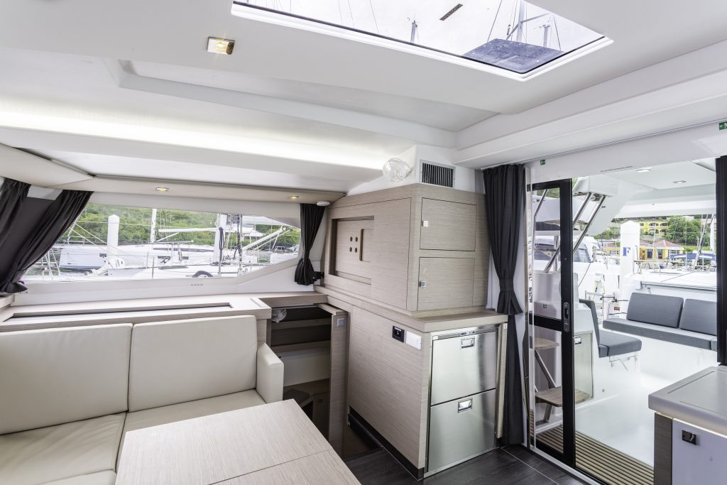 Photo #24 - Fountaine Pajot Astrea 42 - 3 + 1 cab. (Pegasus) in Nanny Cay - 42797