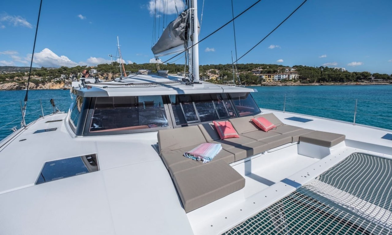 Photo #9 - Fountaine Pajot Astrea 42 (Brown Eyed Girl) in Nanny Cay - 42798